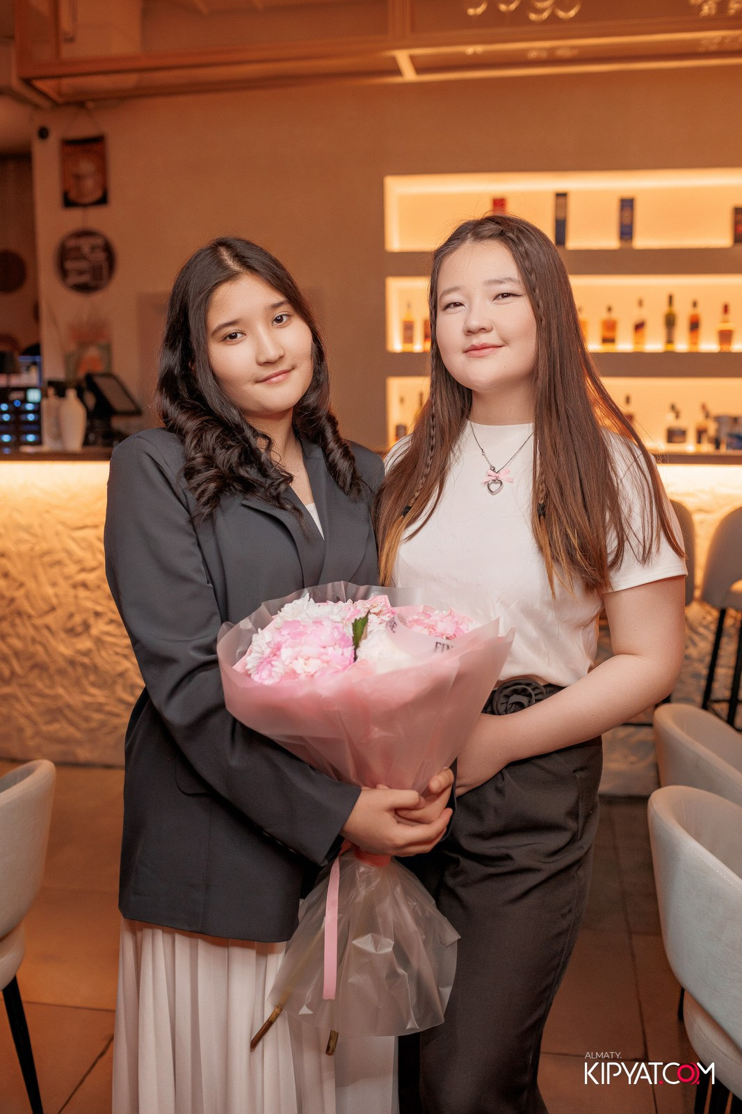 BAY RESTAURANT & BAR. КИПЯТКОМ АЛМАТЫ!