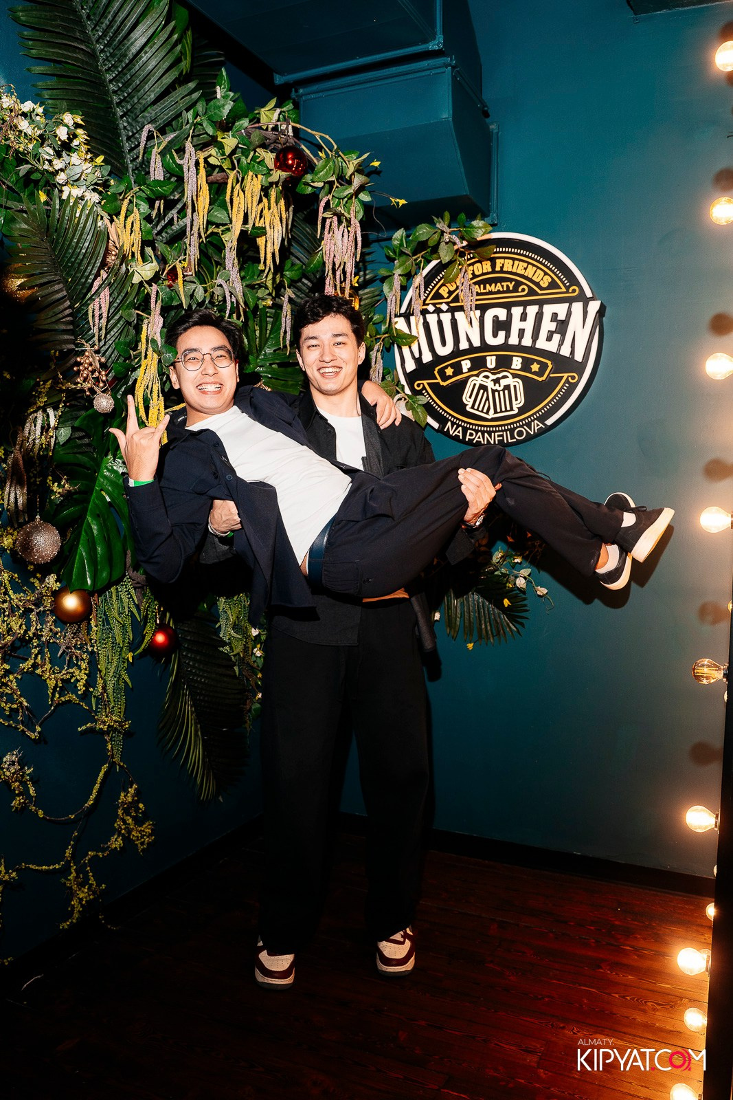 MUNCHEN PUB NA PANFILOVA. КИПЯТКОМ АЛМАТЫ! Фотосъемка мероприятий в Алматы