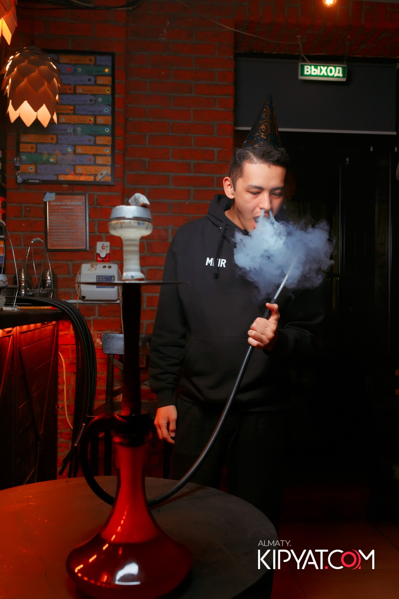 ШИШКА LOUNGE НА ЖИБЕК ЖОЛЫ. КИПЯТКОМ АЛМАТЫ!