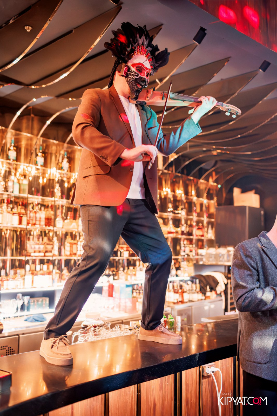 MOOD KARAOKE & TERRACE. КИПЯТКОМ АЛМАТЫ!