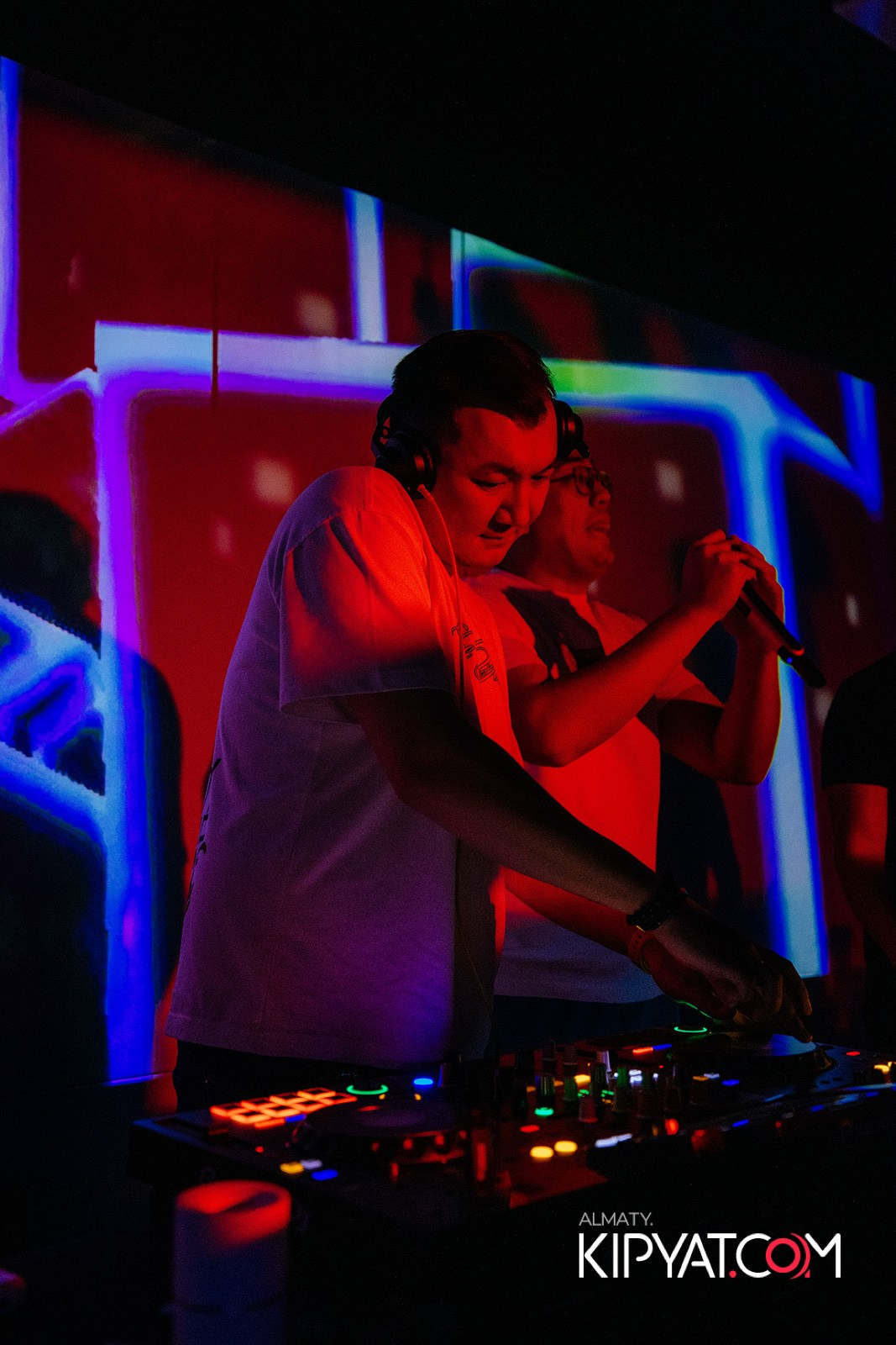 EVENT BAR. КИПЯТКОМ АЛМАТЫ!