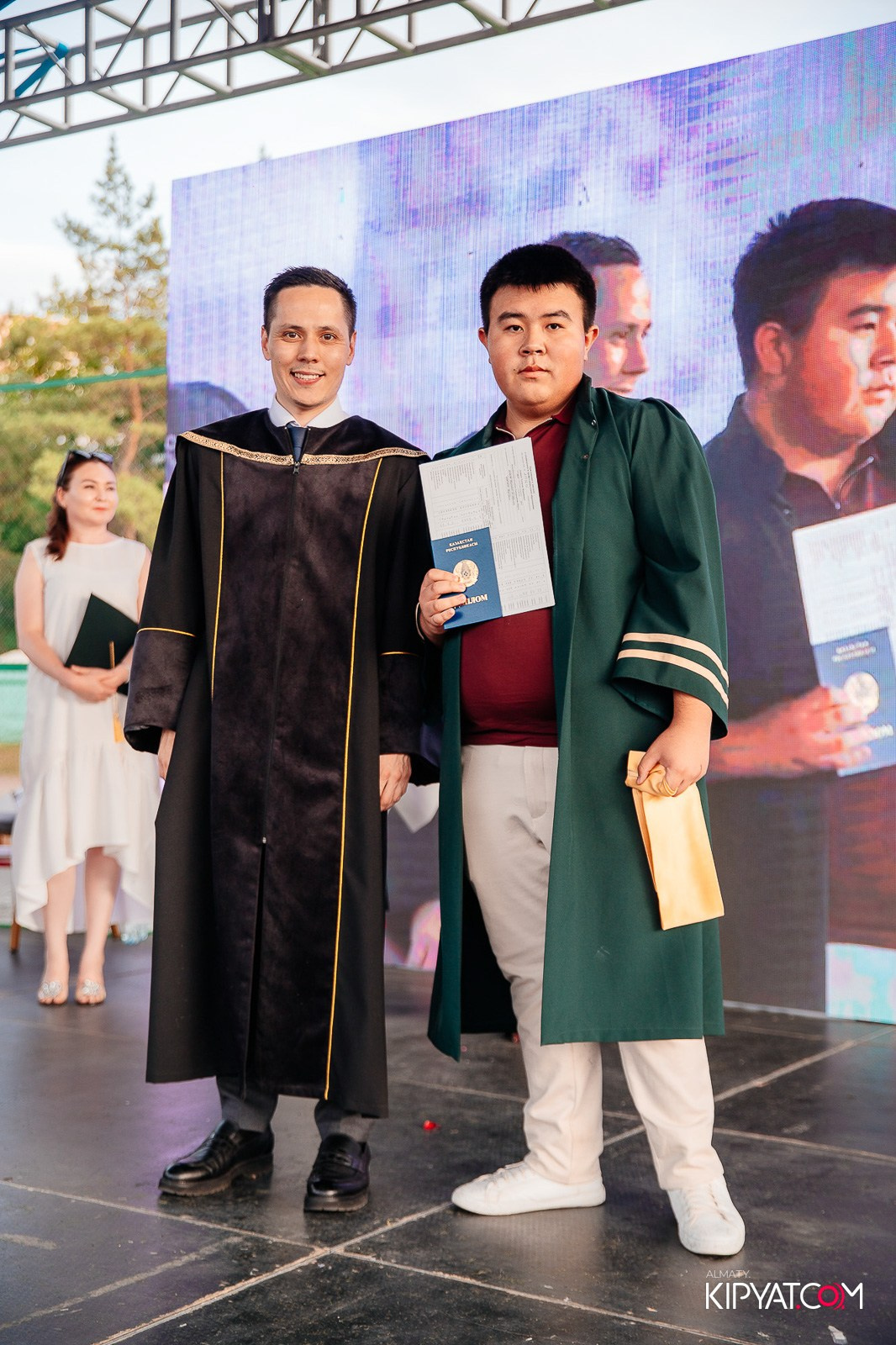 ВРУЧЕНИЕ ДИПЛОМОВ — НАРХОЗ КОЛЛЕДЖ. Part 3. КИПЯТКОМ АЛМАТЫ!