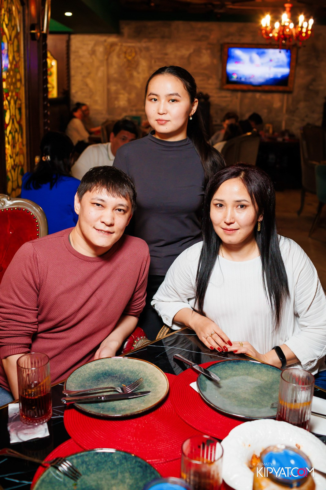 РЕСТОРАН ALAZANI. КИПЯТКОМ АЛМАТЫ!