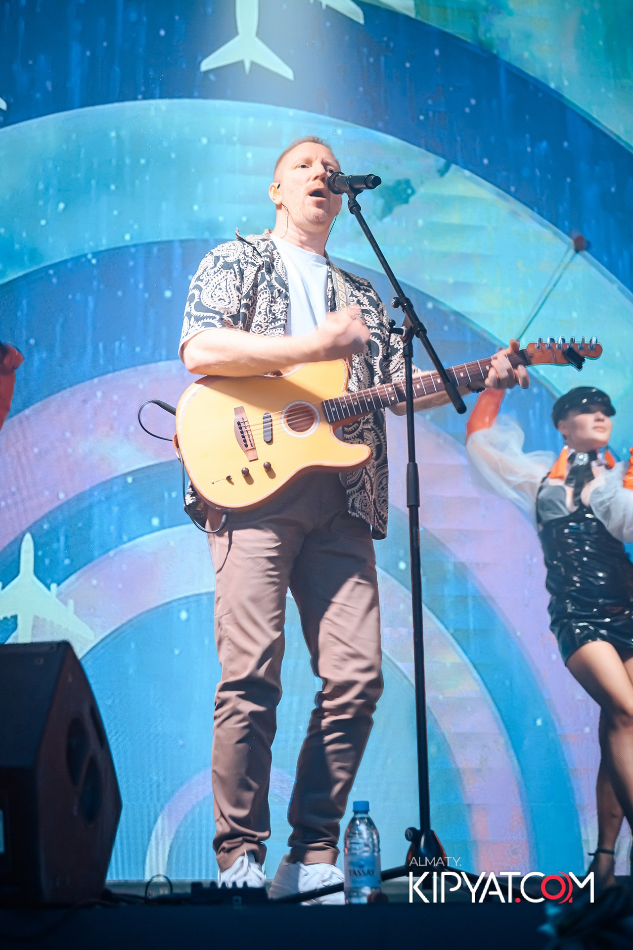 SANTA BARBARA ВЫСТУПЛЕНИЕ ГРУППЫ БРАТЬЯ ГРИММ. КИПЯТКОМ АЛМАТЫ!