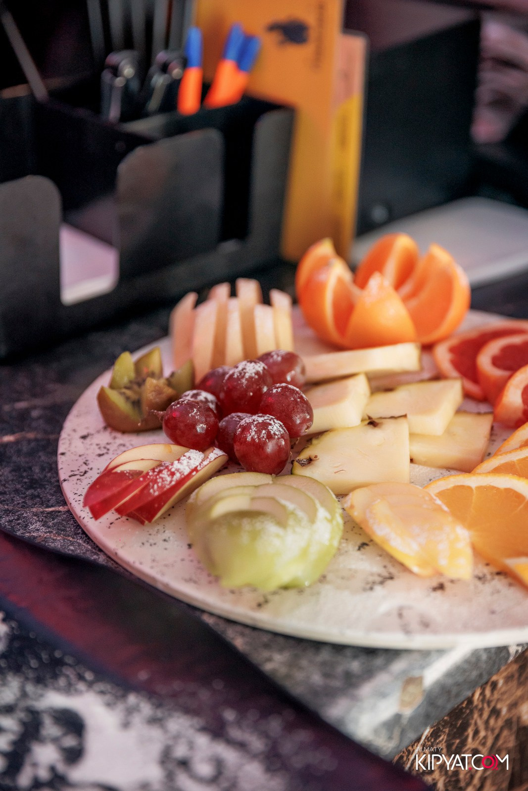 УХО И МЕДВЕДЬ НА ГАГАРИНА. КИПЯТКОМ АЛМАТЫ!