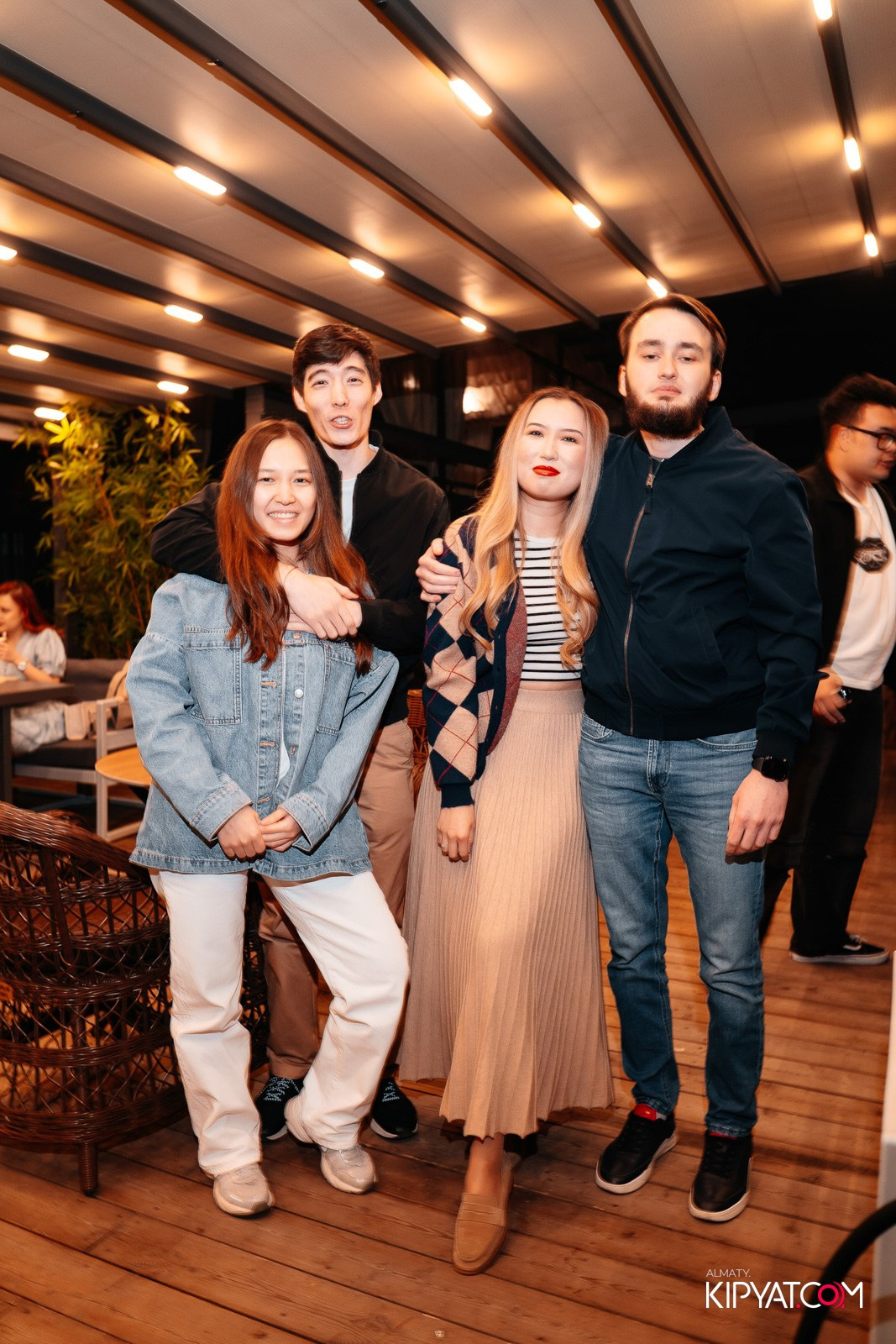 ОФИЦИАЛЬНОЕ ОТКРЫТИЕ ЛЕТНЕЙ ТЕРРАСЫ «TO THE MOON LOUNGE & HOOKAH». КИПЯТКОМ АЛМАТЫ!