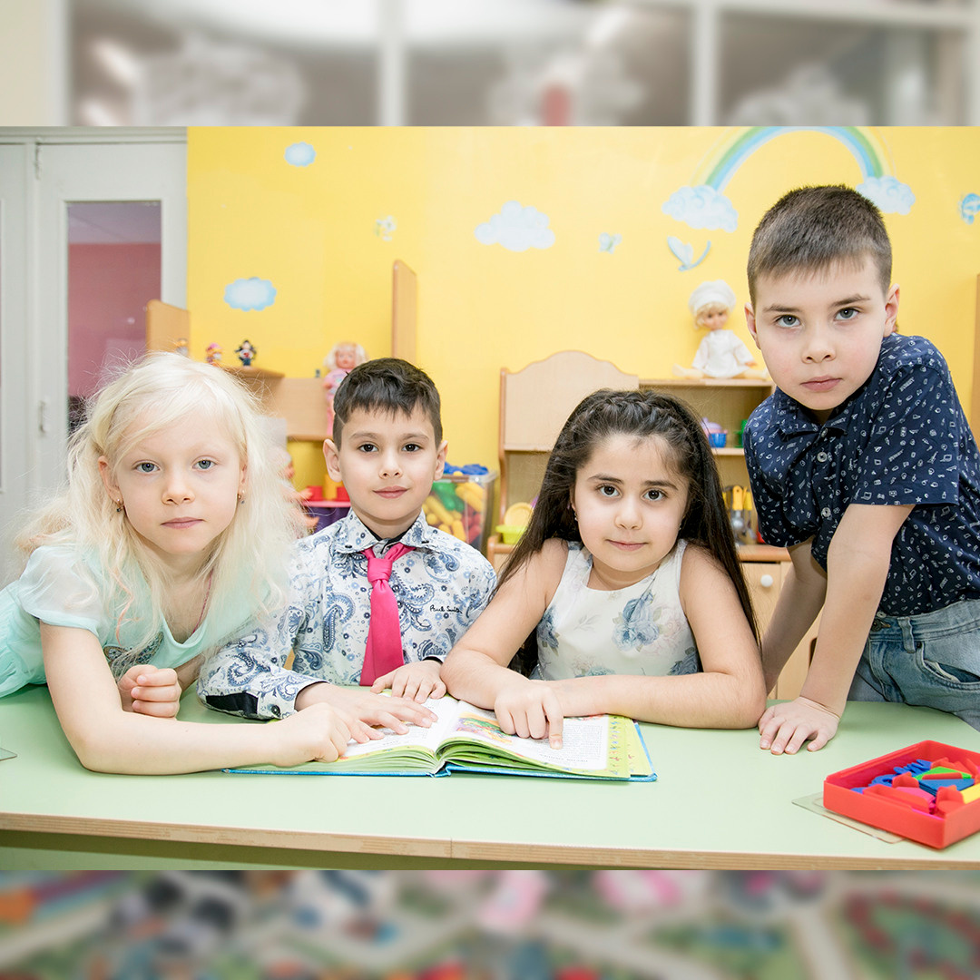 Выпускные альбомы для детского сада и школы в Москве