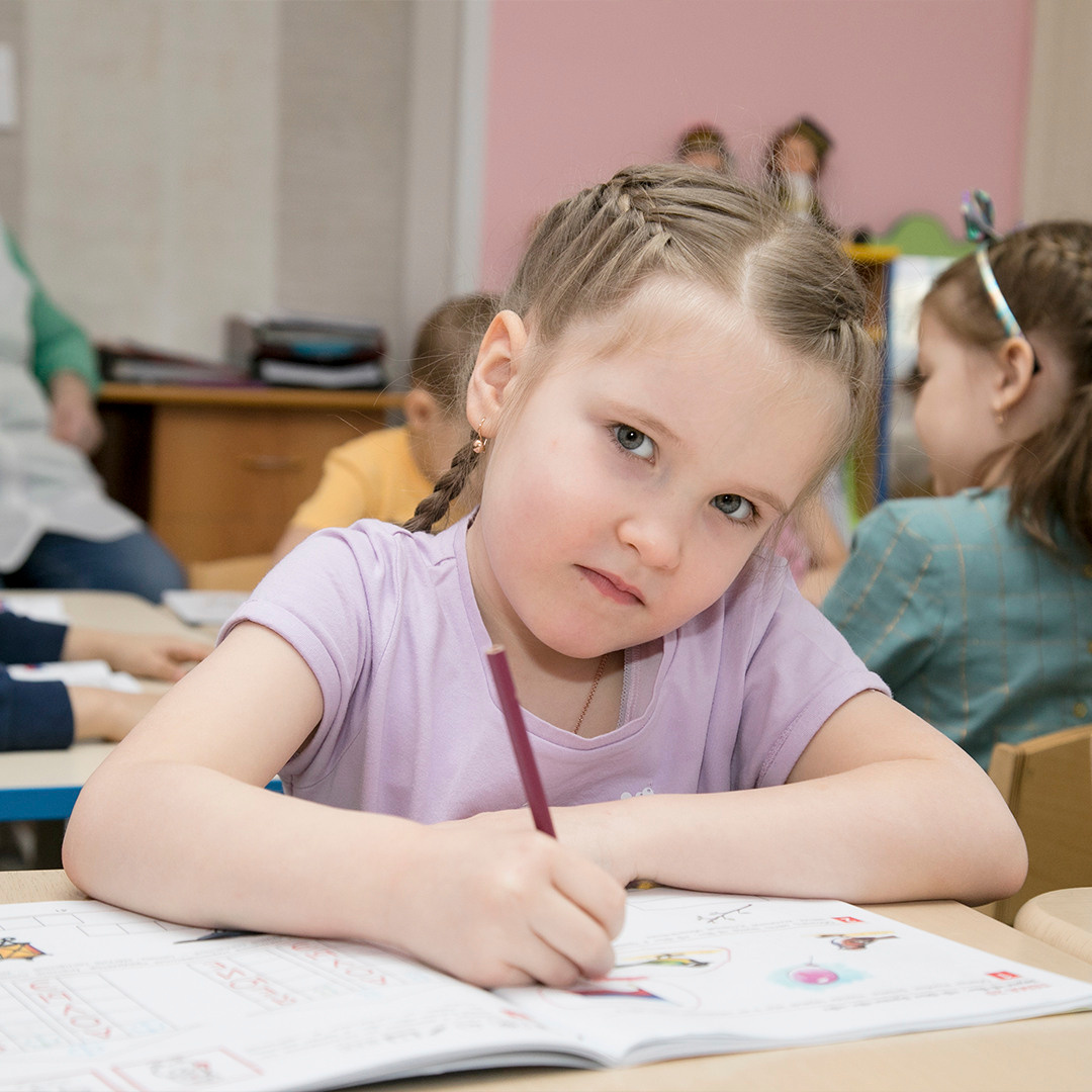 Выпускные альбомы для детского сада и школы в Москве