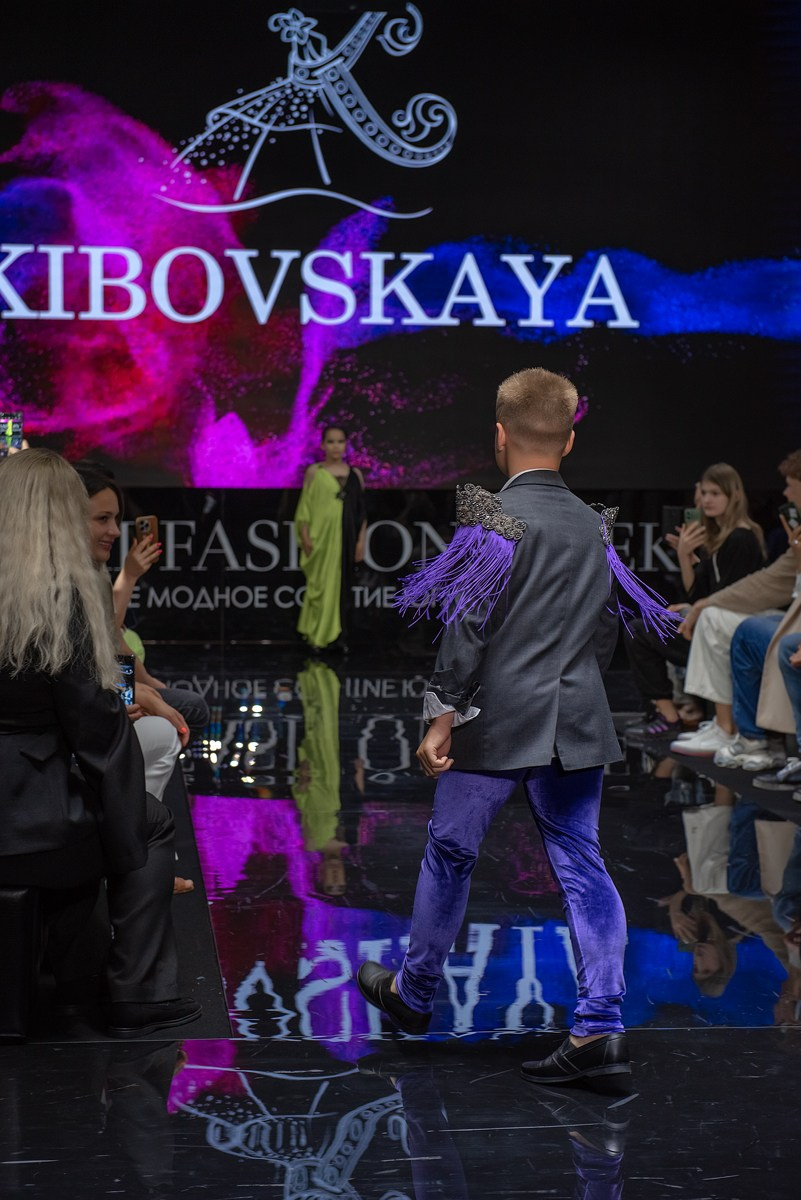 SochiFashionWeek2024 дизайнер Кибовская. Семейный и коммерческий фотограф в Сочи Александр Бодунов