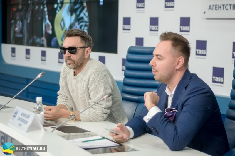 СЕРГЕЙ ШНУРОВ. Магия музыки в кадре: Концертная Фотография