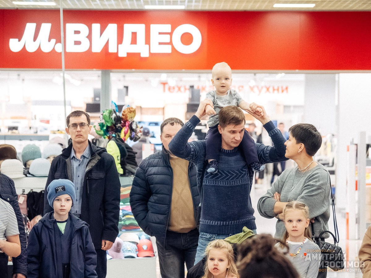 Открытие фотовыставки «Папа в кадре»