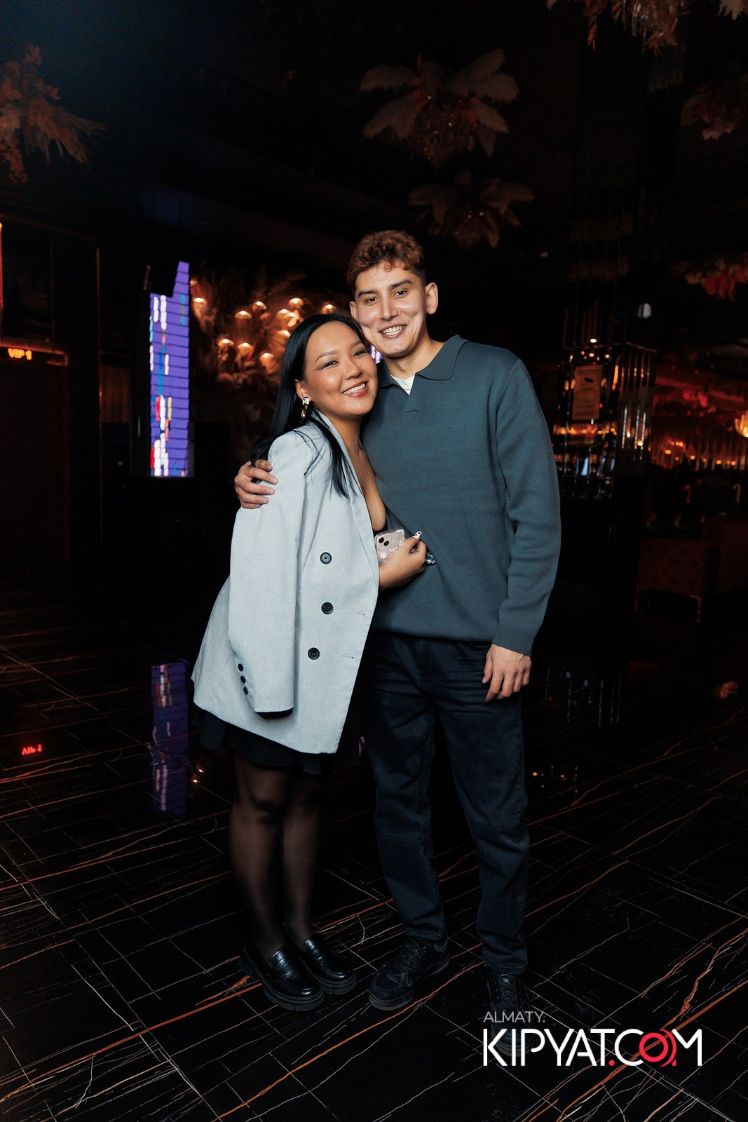 БАР ПАНАЕХАЛИ НА ДОСТЫК. КИПЯТКОМ АЛМАТЫ!