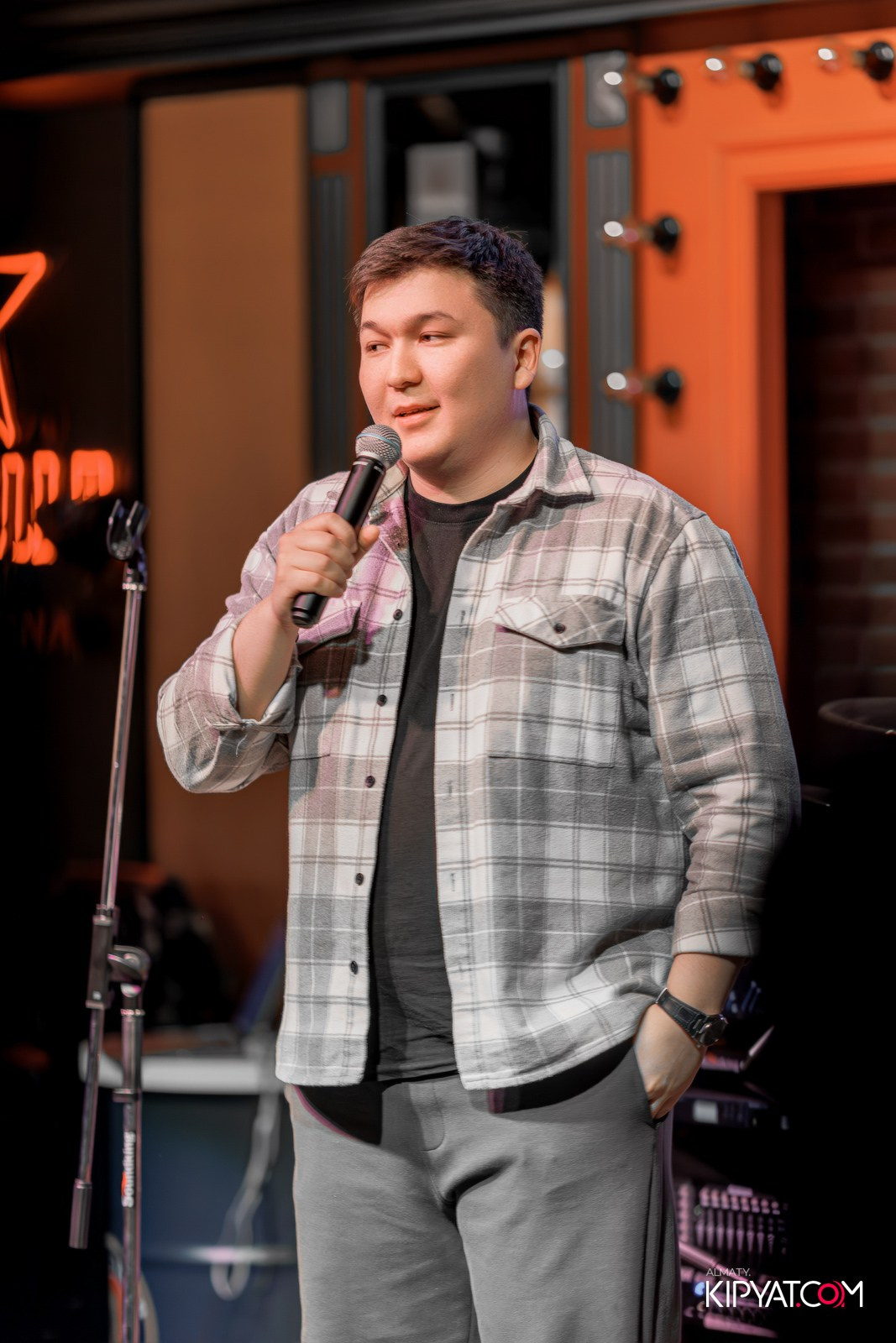 STAND UP КОНЦЕРТ АЛЕКСАНДА МЕРКУЛЬ. КИПЯТКОМ АЛМАТЫ!