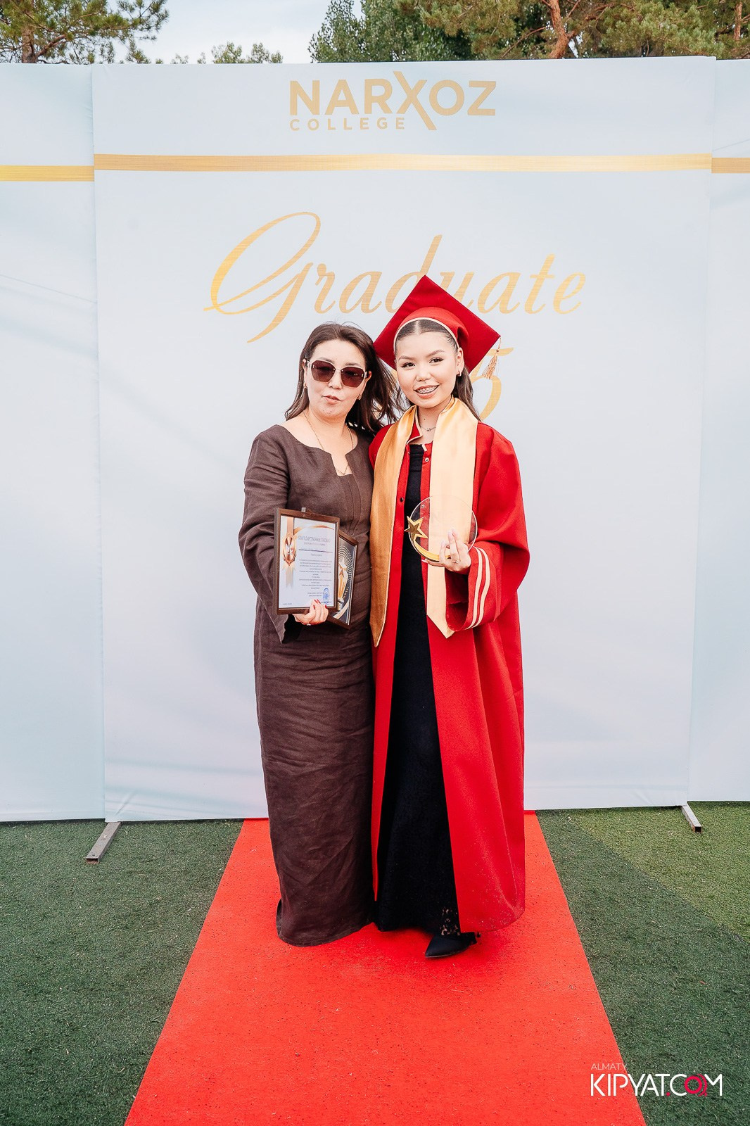 ВРУЧЕНИЕ ДИПЛОМОВ — НАРХОЗ КОЛЛЕДЖ. Part 1. КИПЯТКОМ АЛМАТЫ!