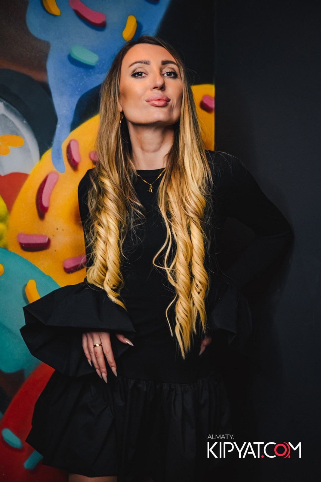 SANTA BARBARA — ВЫСТУПЛЕНИЕ ОЛЬГИ СЕРЯБКИНОЙ. КИПЯТКОМ АЛМАТЫ!