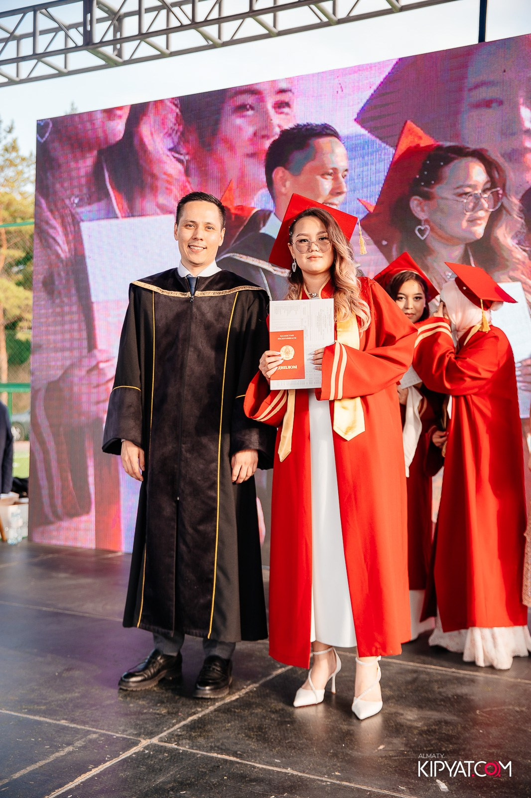 ВРУЧЕНИЕ ДИПЛОМОВ — НАРХОЗ КОЛЛЕДЖ. Part 3. КИПЯТКОМ АЛМАТЫ!