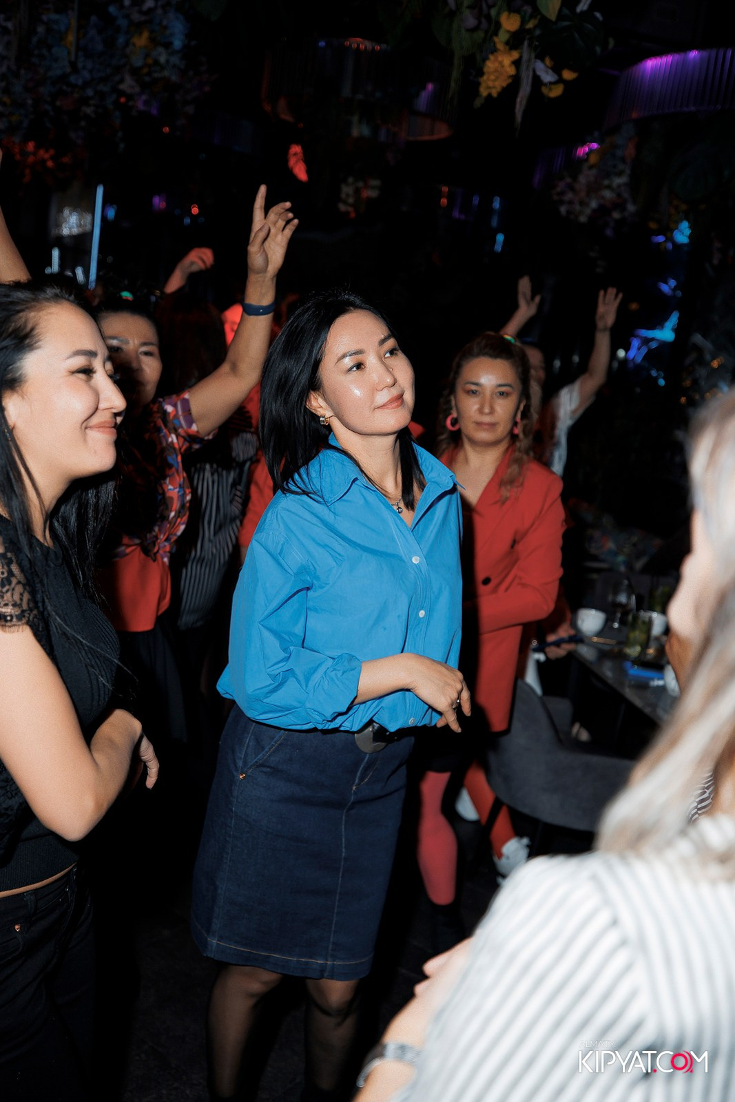 FRIENDS BAR & TERRACE. КИПЯТКОМ АЛМАТЫ! Фотосъемка мероприятий в Алматы