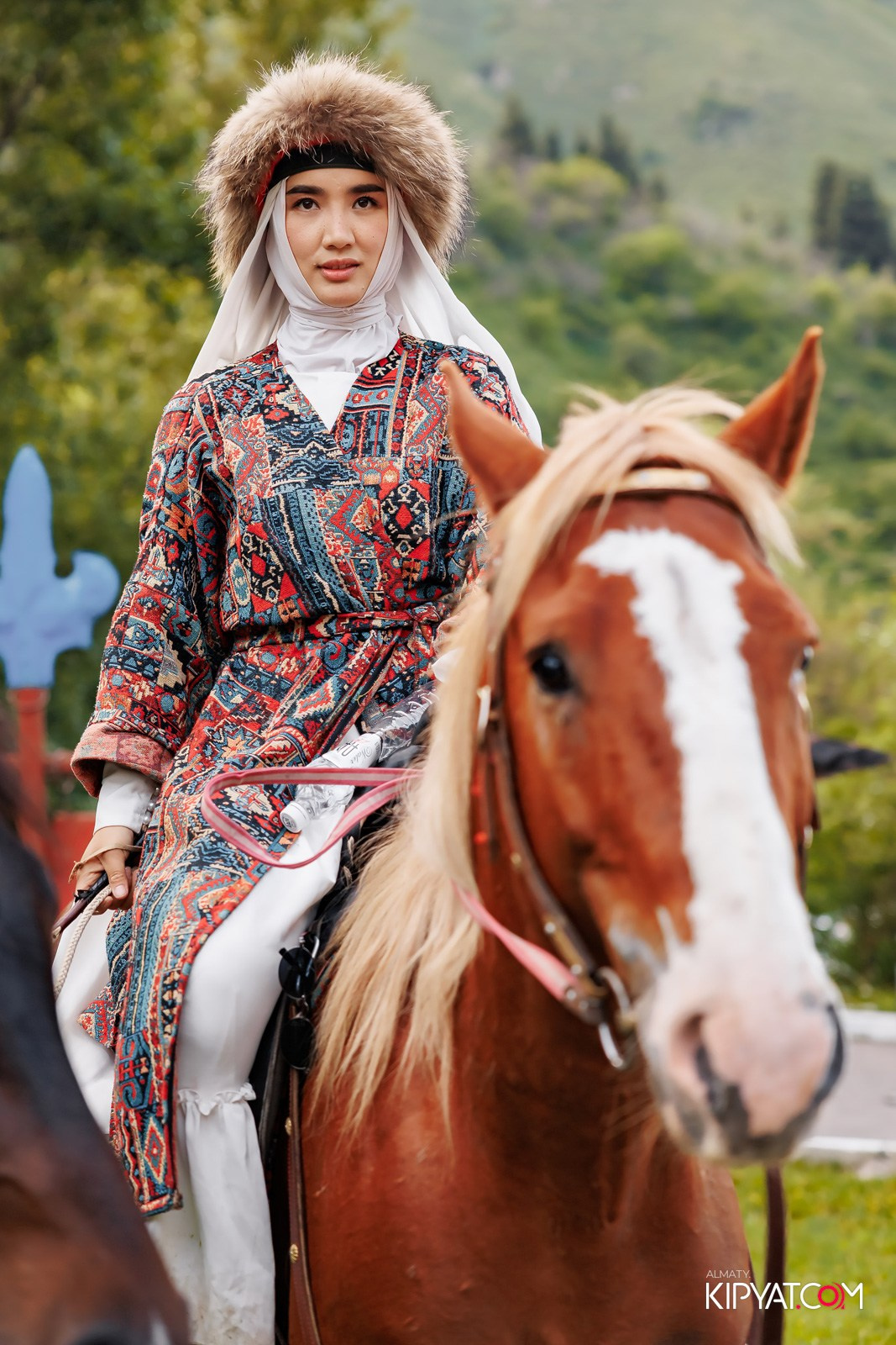 KANG REN TANG. КИПЯТКОМ АЛМАТЫ!