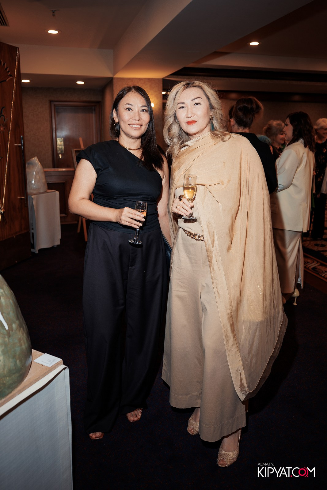 БЛАГОТВОРИТЕЛЬНЫЙ УЖИН В ЧЕСТЬ 30-ЛЕТИЯ ROTARY CLUB OF ALMATY. КИПЯТКОМ АЛМАТЫ!