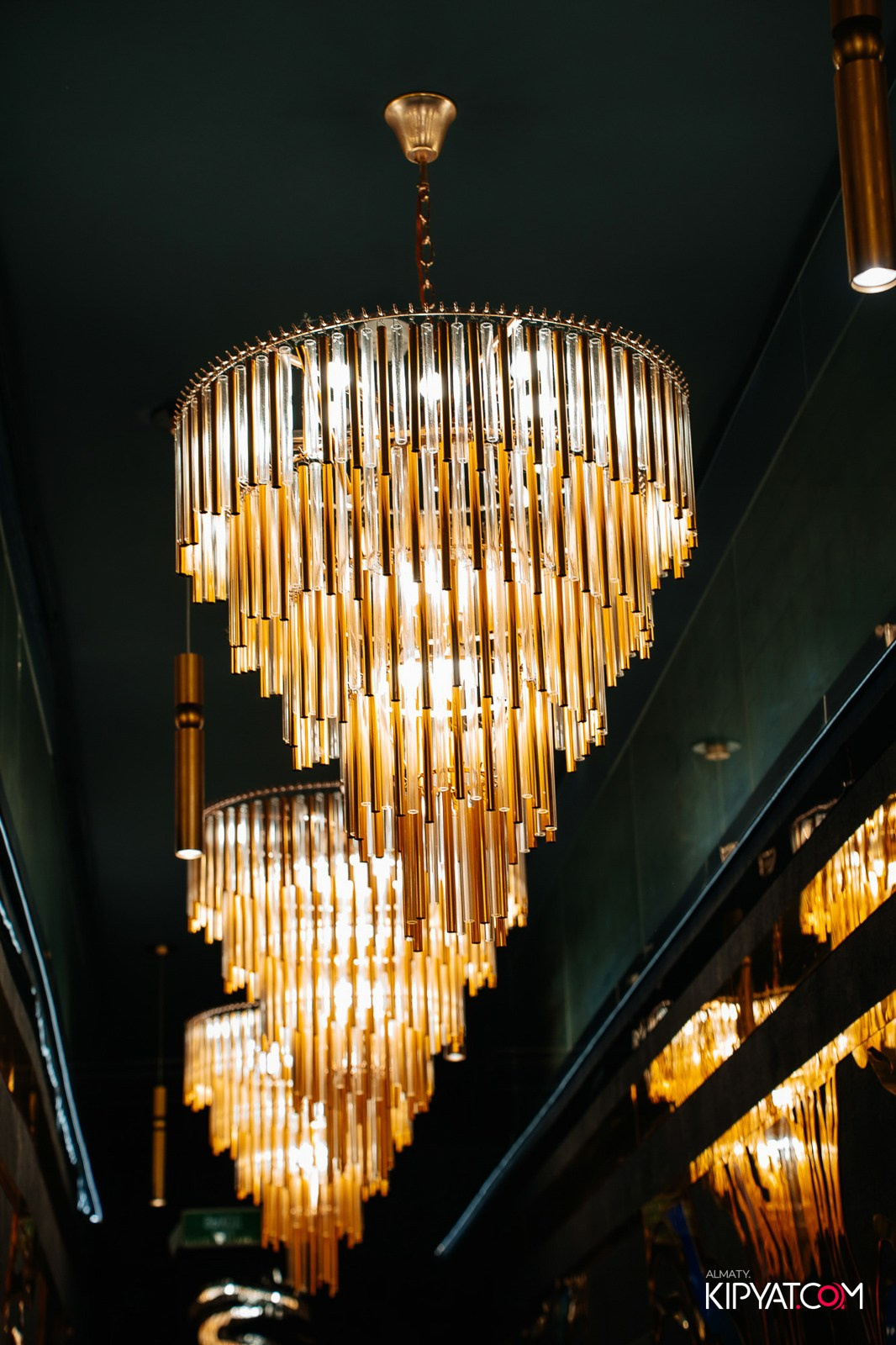 MOOD KARAOKE & TERRACE. КИПЯТКОМ АЛМАТЫ!