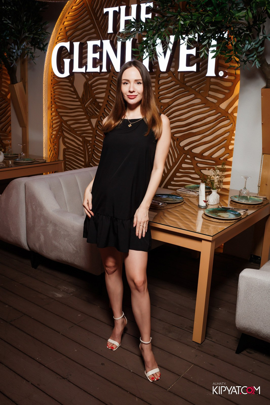 MOOD KARAOKE & TERRACE. КИПЯТКОМ АЛМАТЫ!