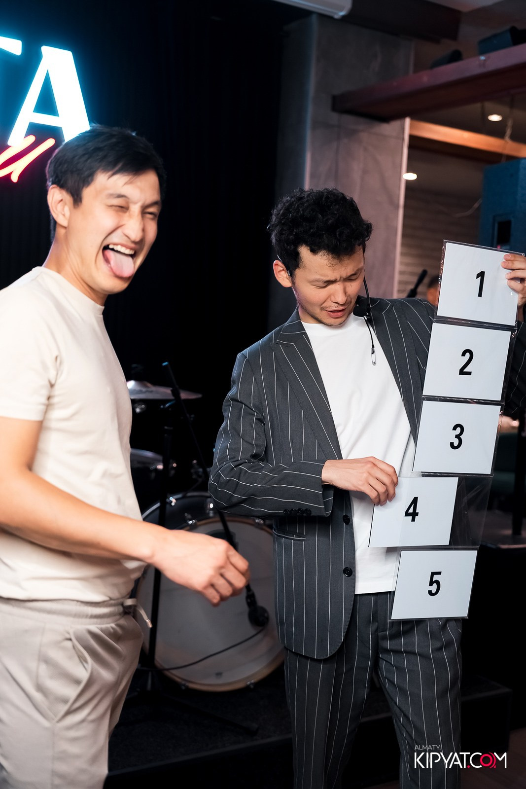 ПИНТА НА ГОГОЛЯ. КИПЯТКОМ АЛМАТЫ!