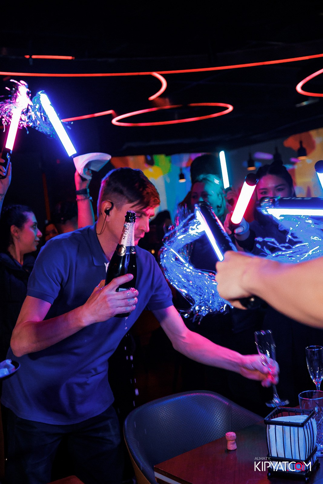 EVENT BAR. КИПЯТКОМ АЛМАТЫ!