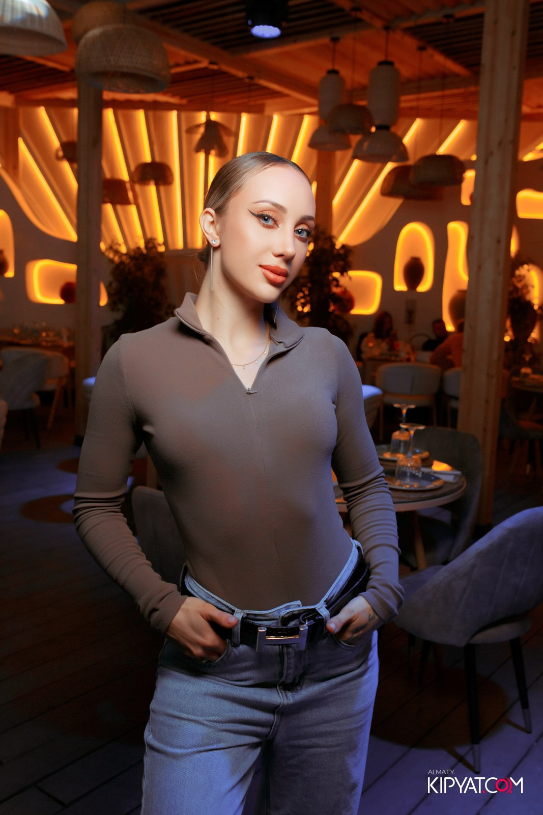 MOOD KARAOKE & TERRACE. КИПЯТКОМ АЛМАТЫ!