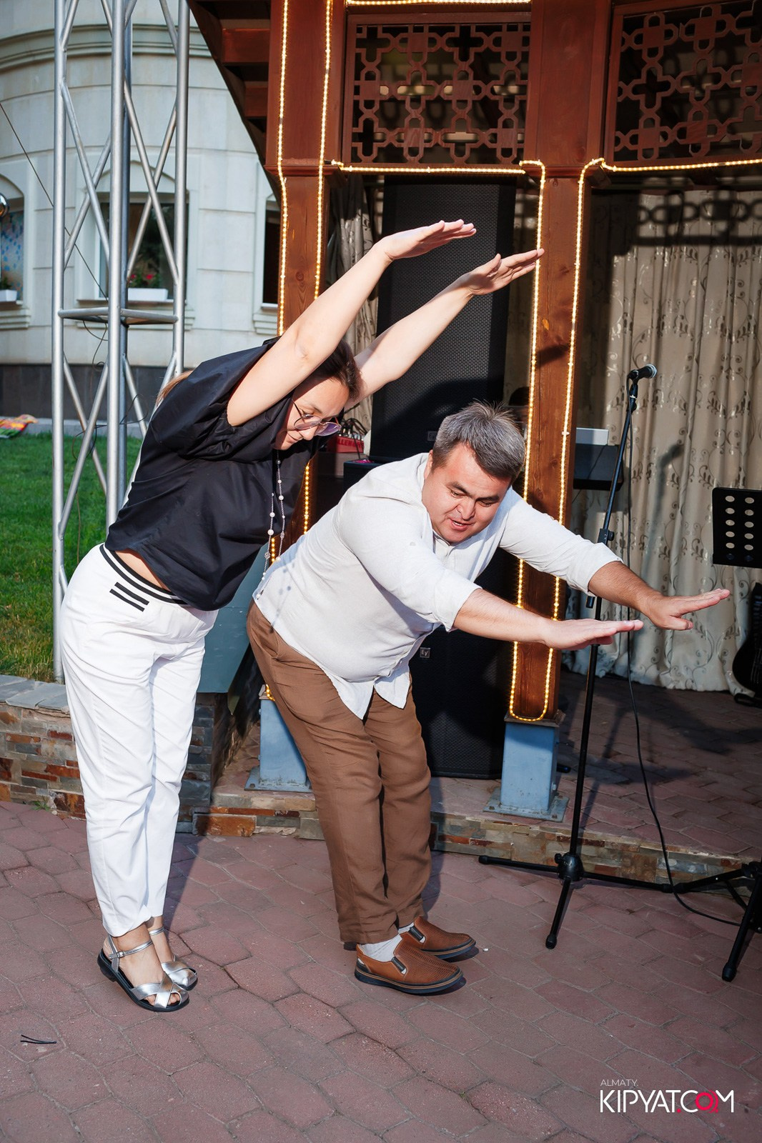 РЕСТОРАН УЧ ЛЯГАН. КИПЯТКОМ АЛМАТЫ!