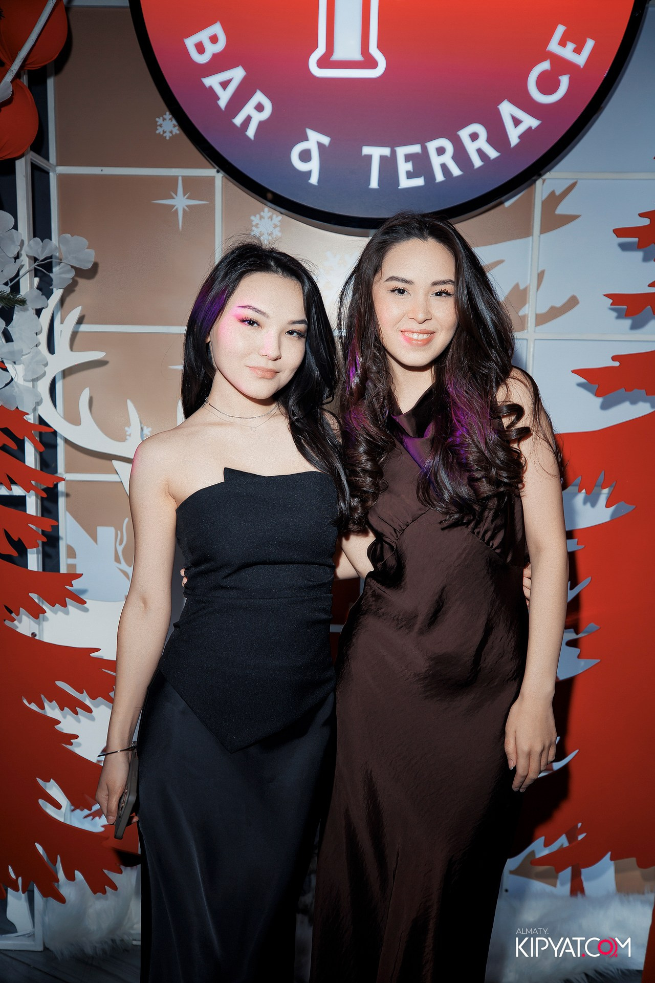 FRIENDS BAR & TERRACE. КИПЯТКОМ АЛМАТЫ! Фотосъемка мероприятий в Алматы
