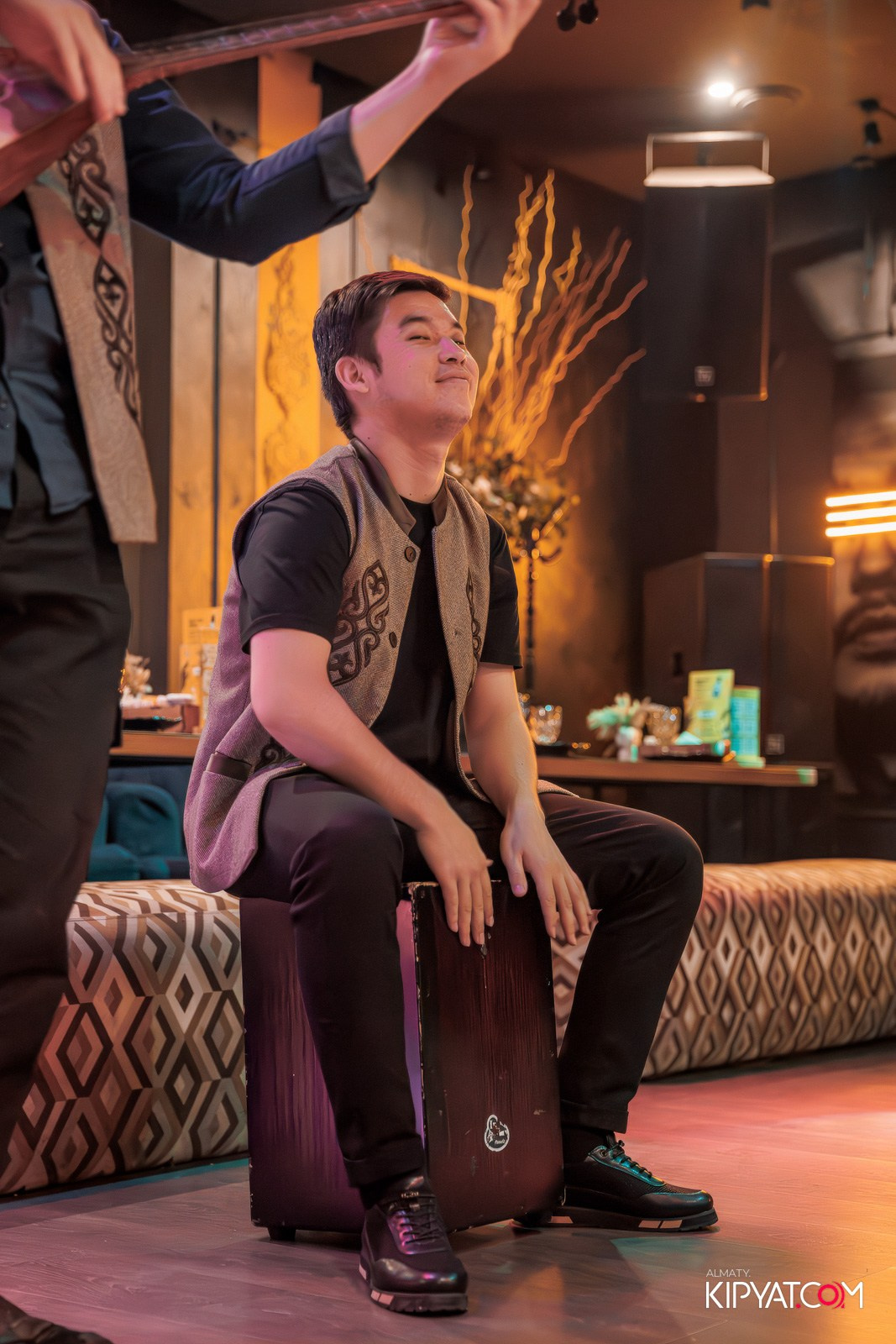 УХО И МЕДВЕДЬ НА ГАГАРИНА. КИПЯТКОМ АЛМАТЫ!