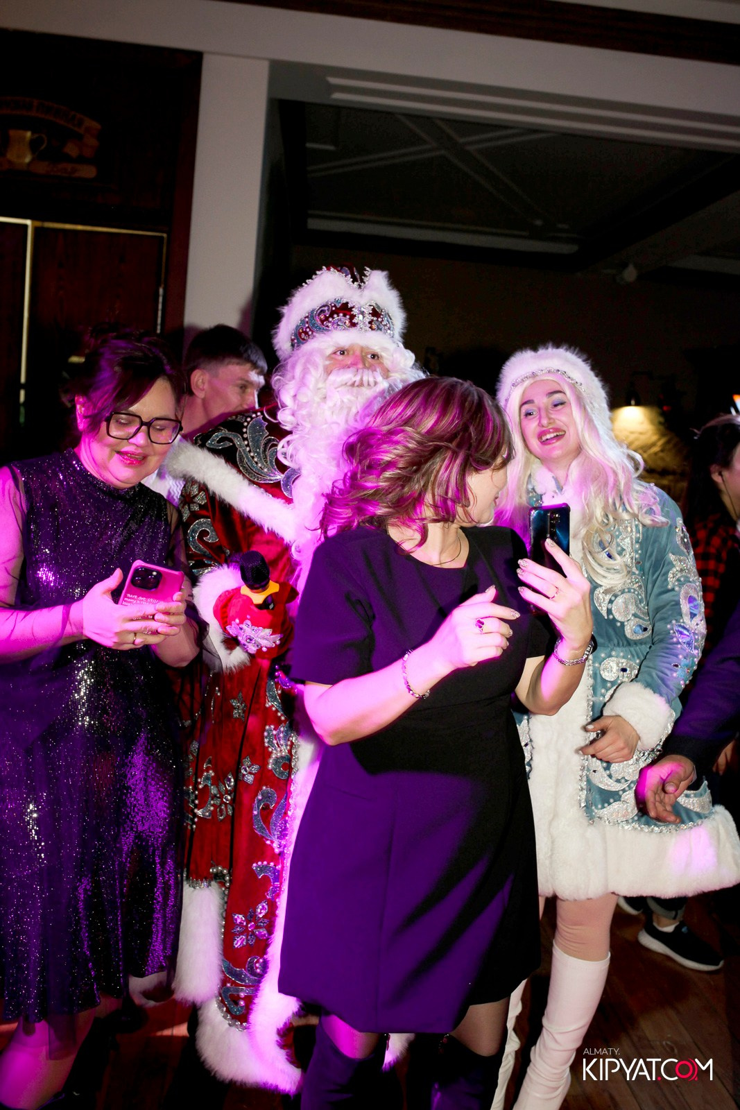 ЖИГУЛИ БАР. КИПЯТКОМ АЛМАТЫ! Фотосъемка мероприятий в Алматы