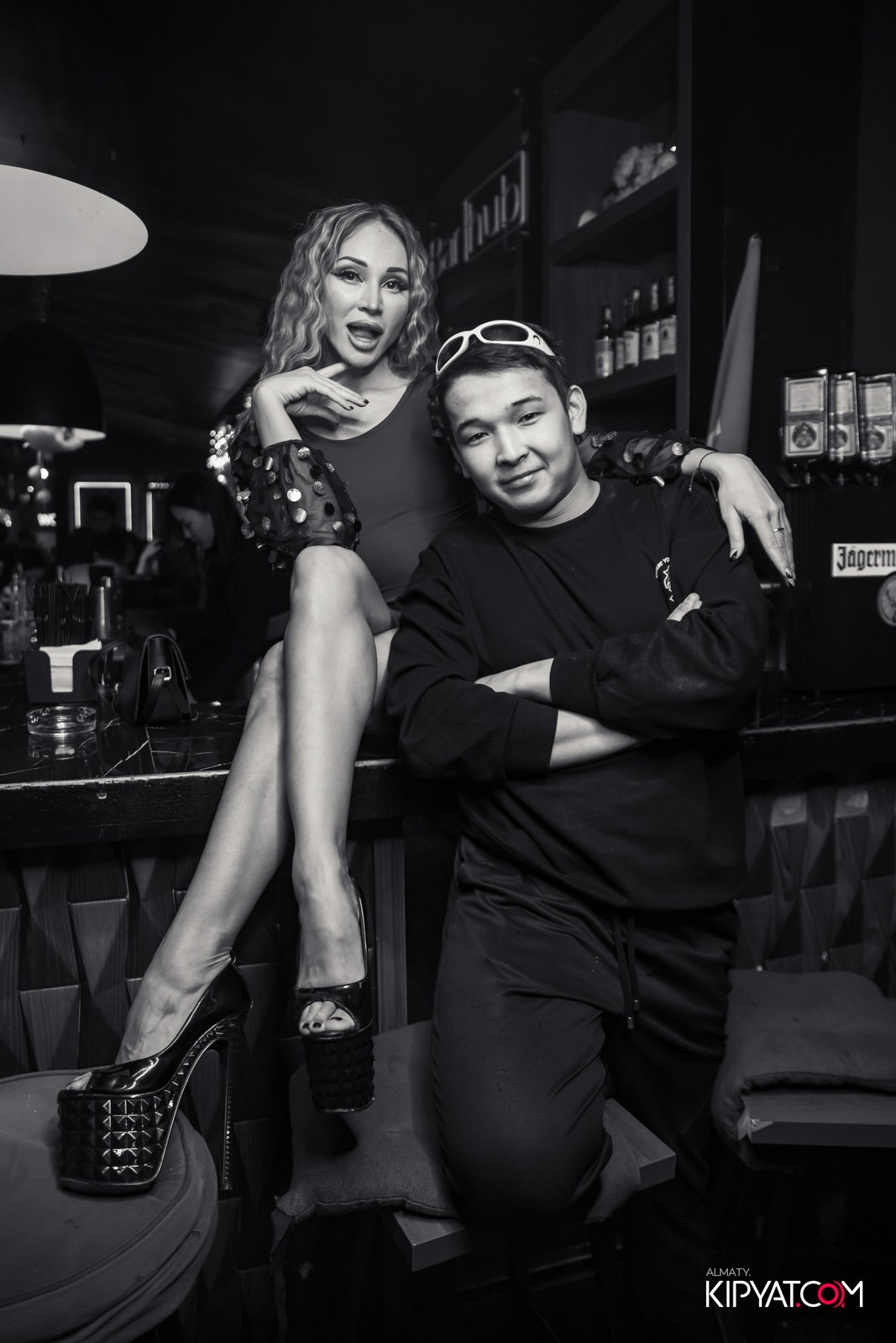 UYAT EMES BAR. КИПЯТКОМ АЛМАТЫ!