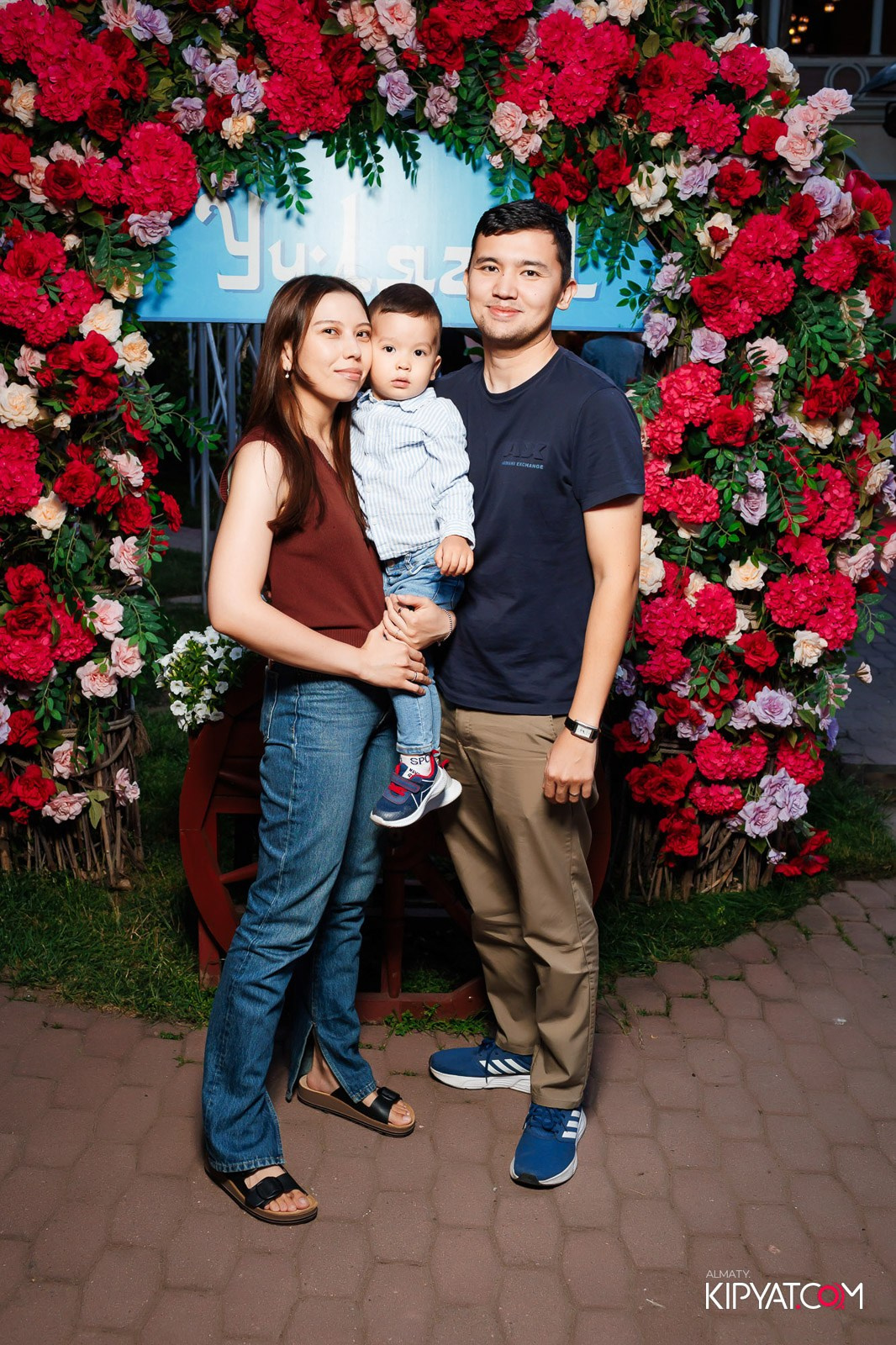 РЕСТОРАН УЧ ЛЯГАН. КИПЯТКОМ АЛМАТЫ!