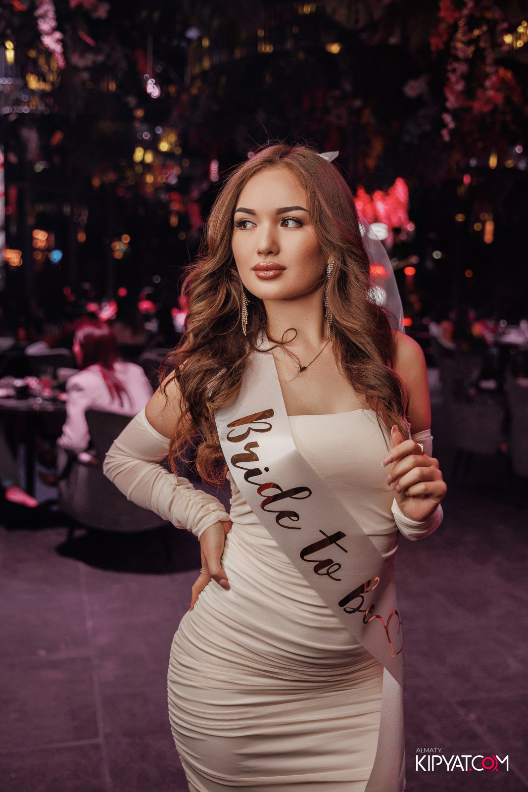 FRIENDS BAR & TERRACE. КИПЯТКОМ АЛМАТЫ!