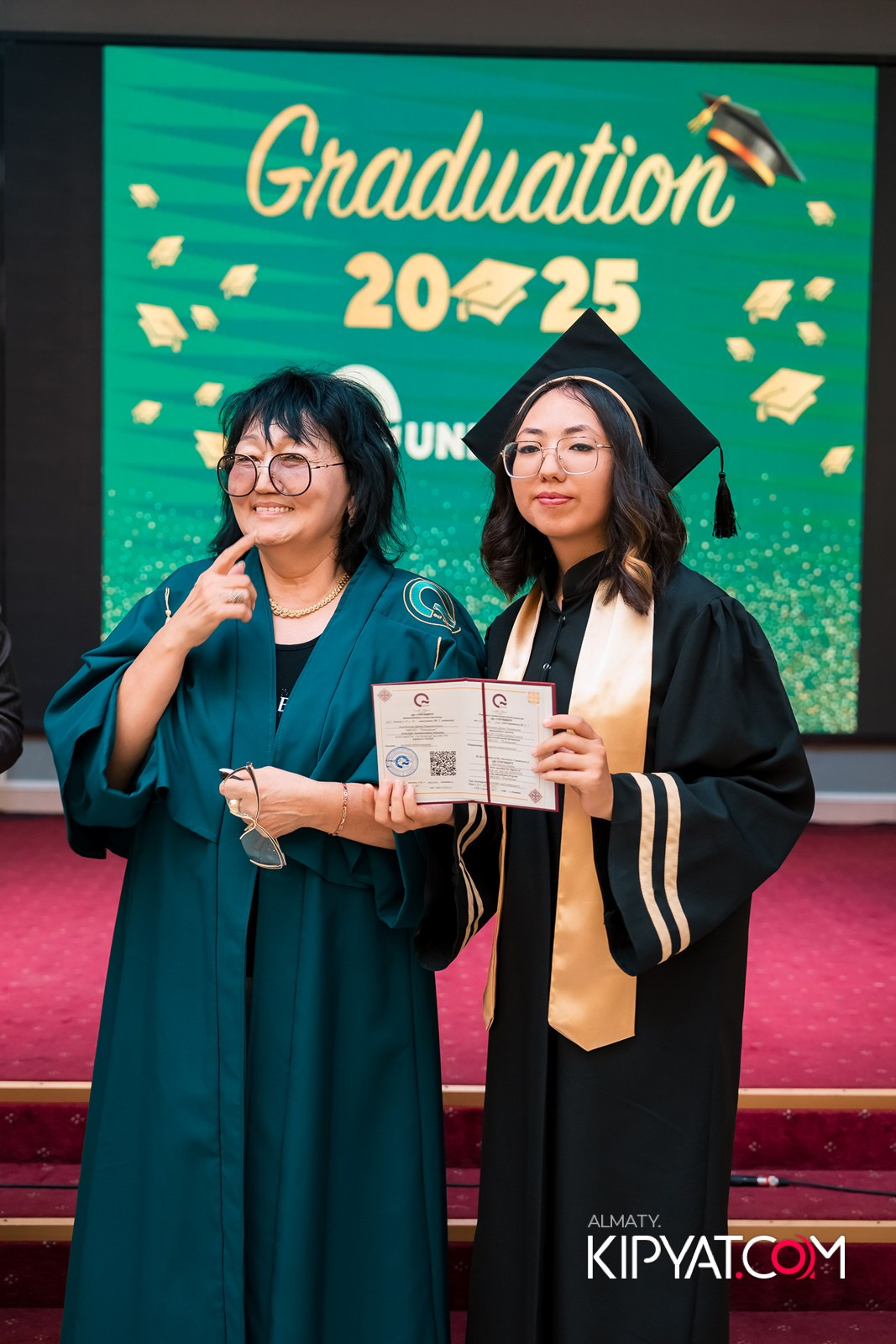GRADUATION 2025 Q UNIVERSITY. КИПЯТКОМ АЛМАТЫ!