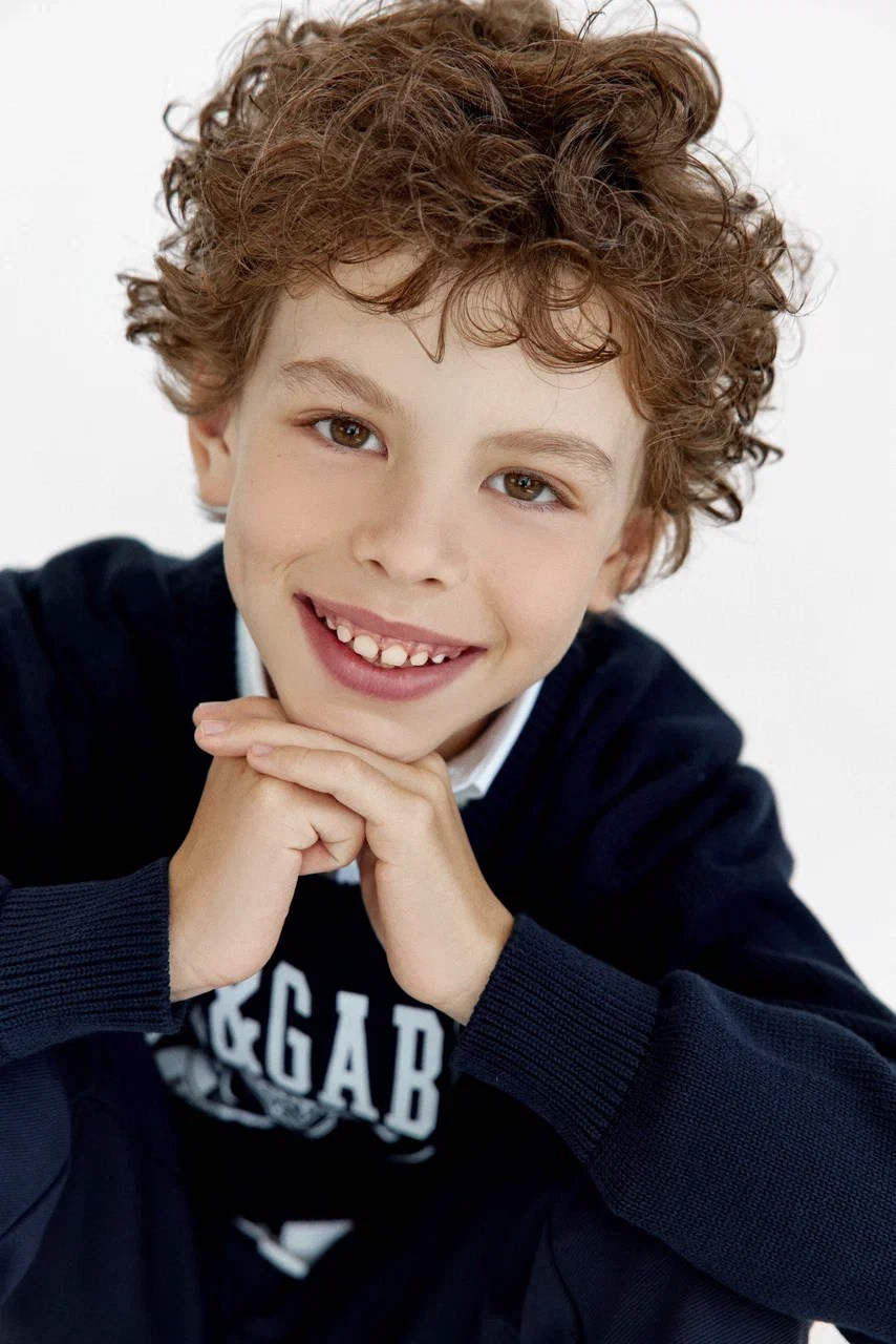 Стребков Лука 10 ЛЕТ 143 СМ. Детское модельное агентство Musthave agency. База профессиональных моделей