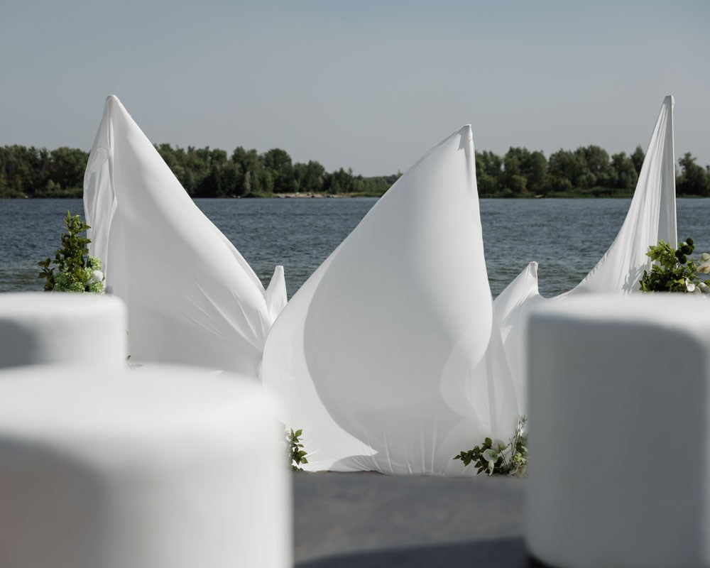 Любовь и ветер. Владимир Киселев — свадебный фотограф в Саратове, Москве и по всему миру