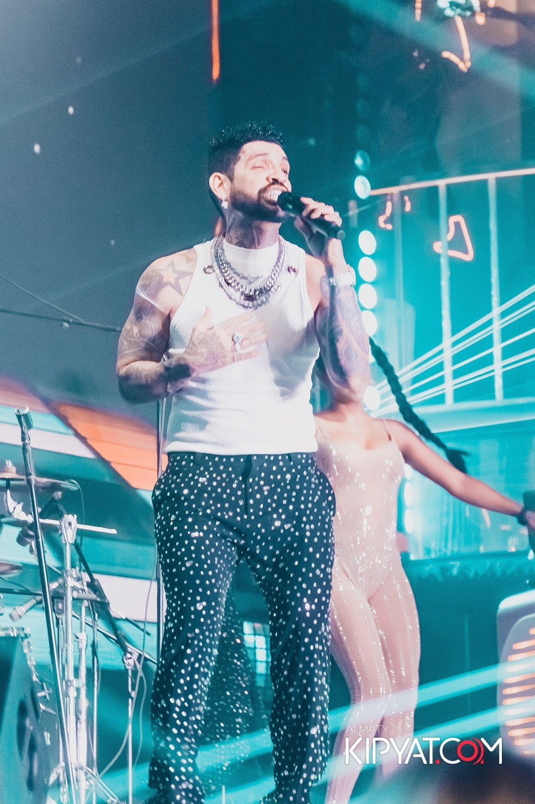 SANTA BARBARA — SPECIAL QUEST МИТЯ ФОМИН. КИПЯТКОМ АЛМАТЫ!