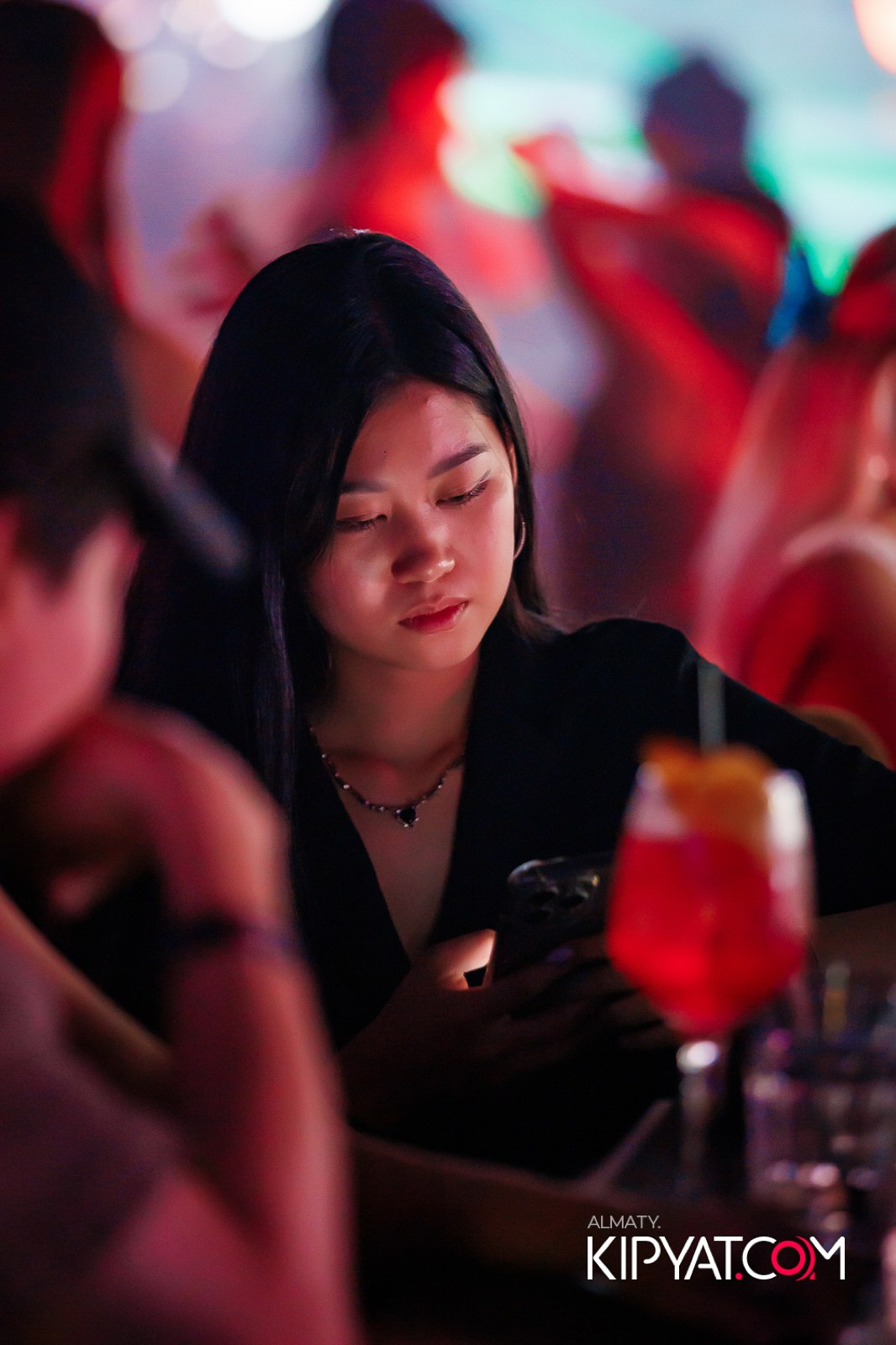 НОЧНОЙ КЛУБ ICON. КИПЯТКОМ АЛМАТЫ!