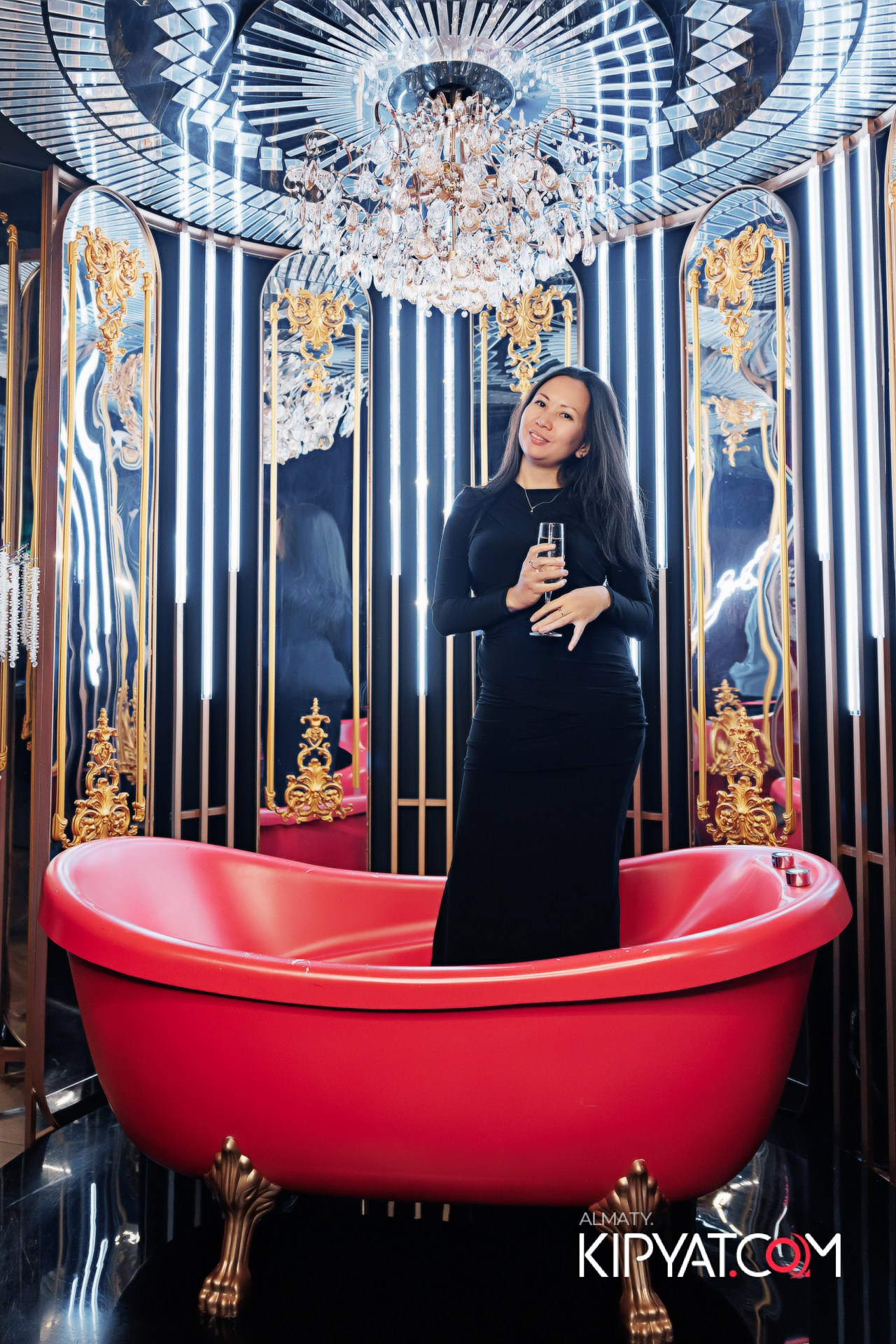 ЗАЯ, НА БИС. КИПЯТКОМ АЛМАТЫ!