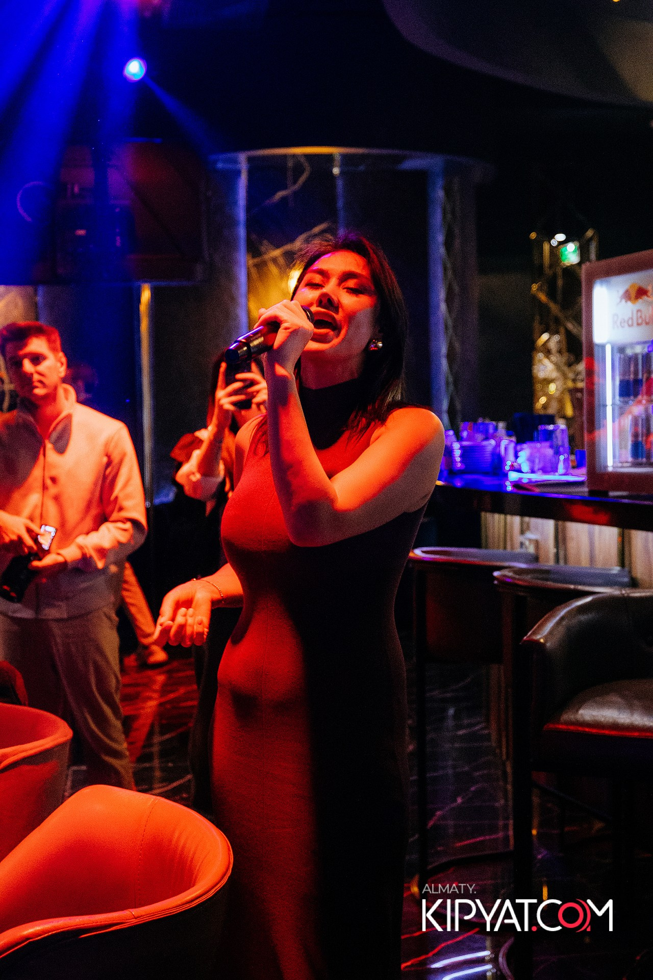 MOOD KARAOKE & TERRACE. КИПЯТКОМ АЛМАТЫ!