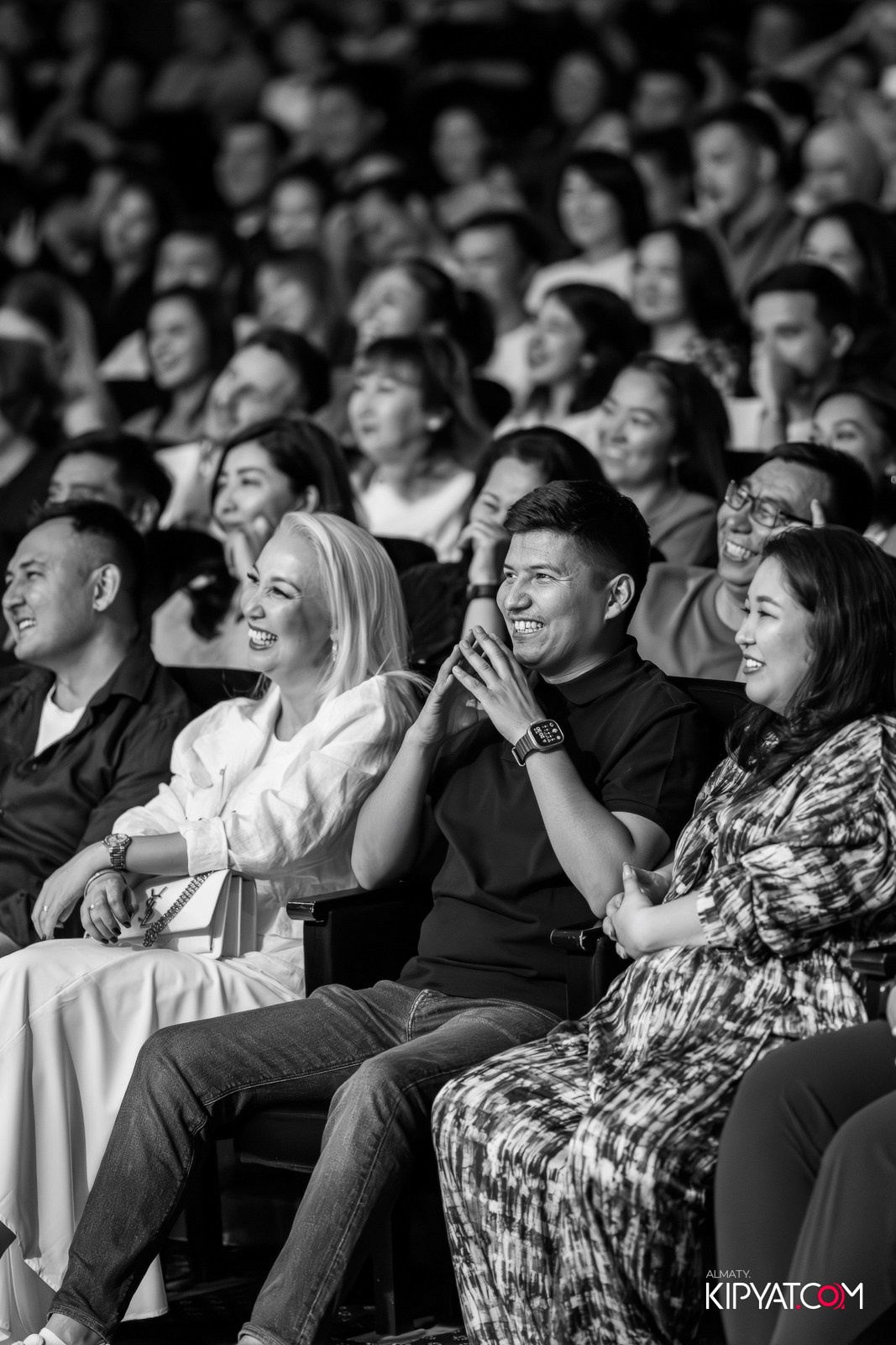 STAND UP КОНЦЕРТ АЛЕКСАНДА МЕРКУЛЬ. КИПЯТКОМ АЛМАТЫ!