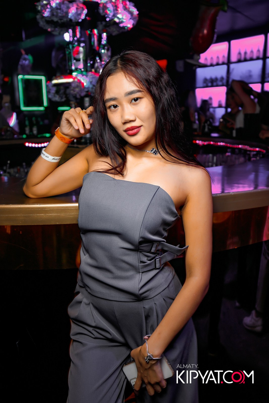 UYAT EMES BAR. КИПЯТКОМ АЛМАТЫ!