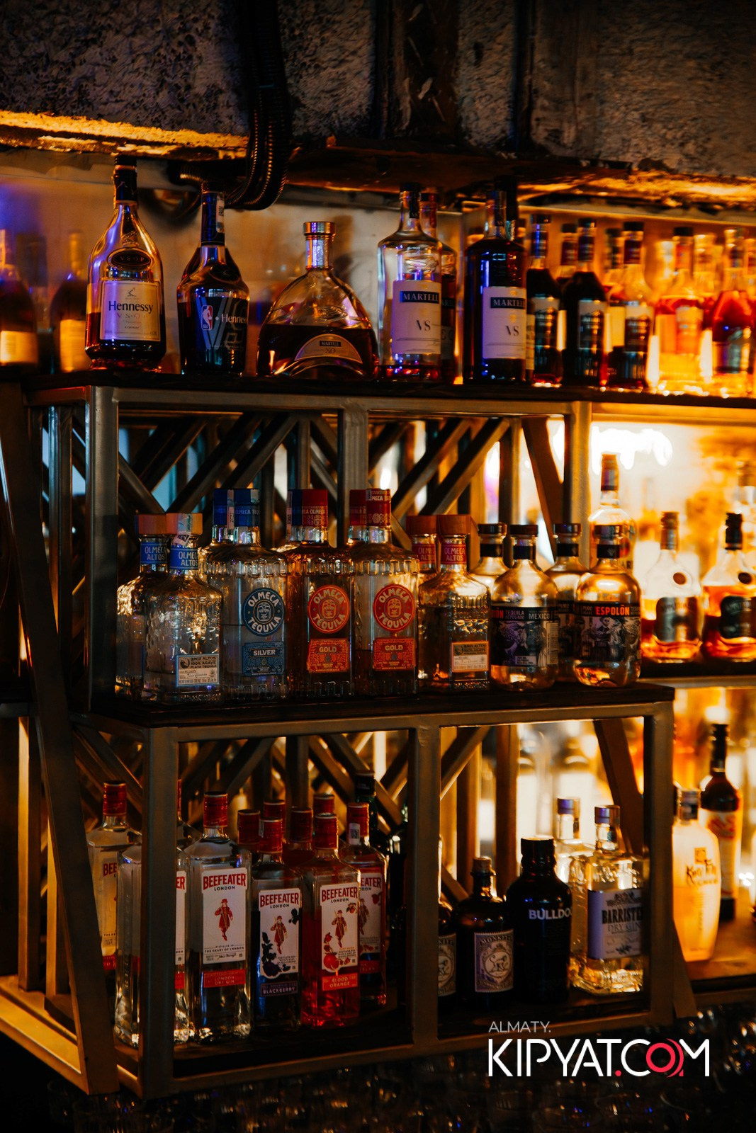 OLOVO BAR НА САТПАЕВА. КИПЯТКОМ АЛМАТЫ!