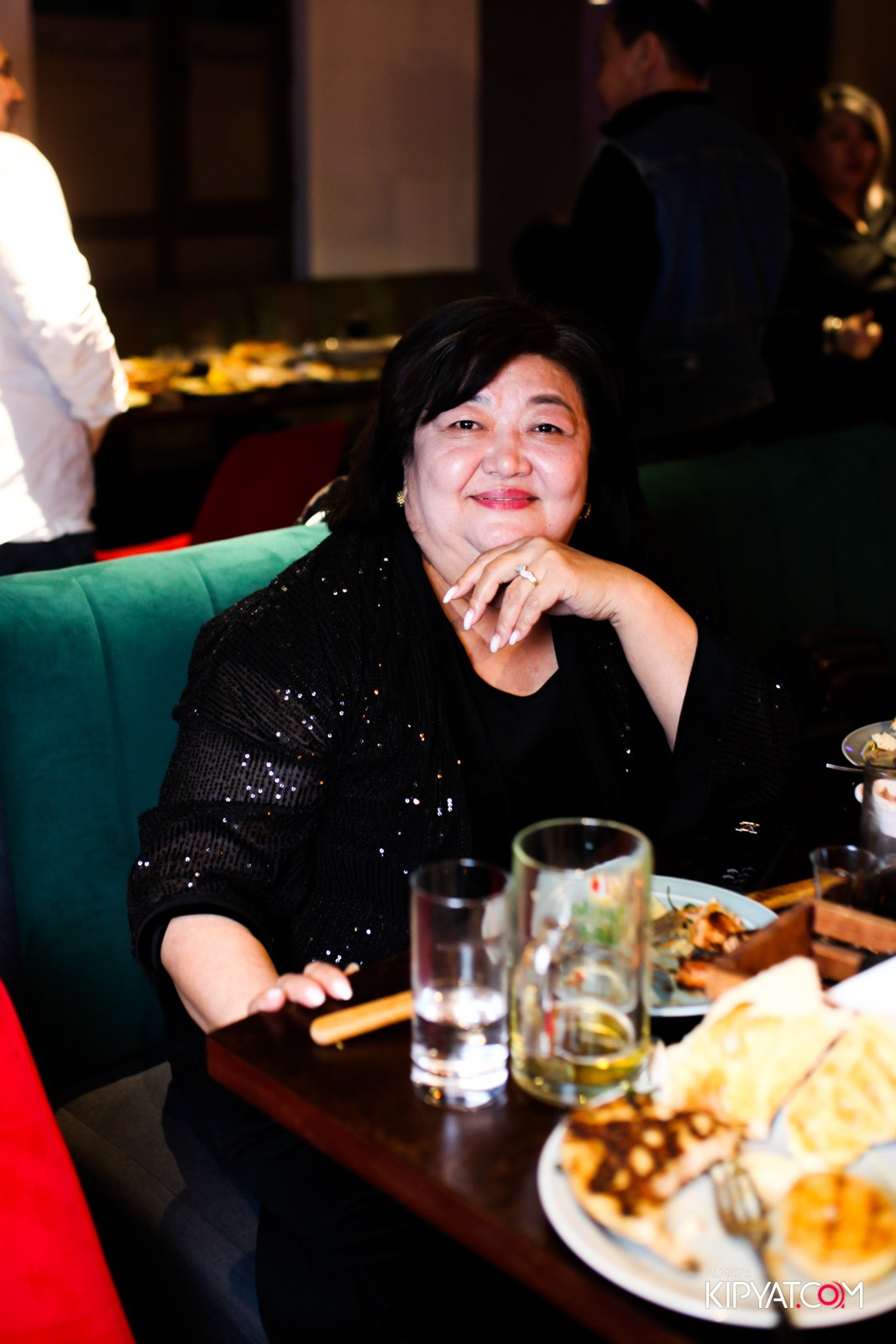 ГРИЛЬ-БАР ШАШЛЫКОFF. КИПЯТКОМ АЛМАТЫ!