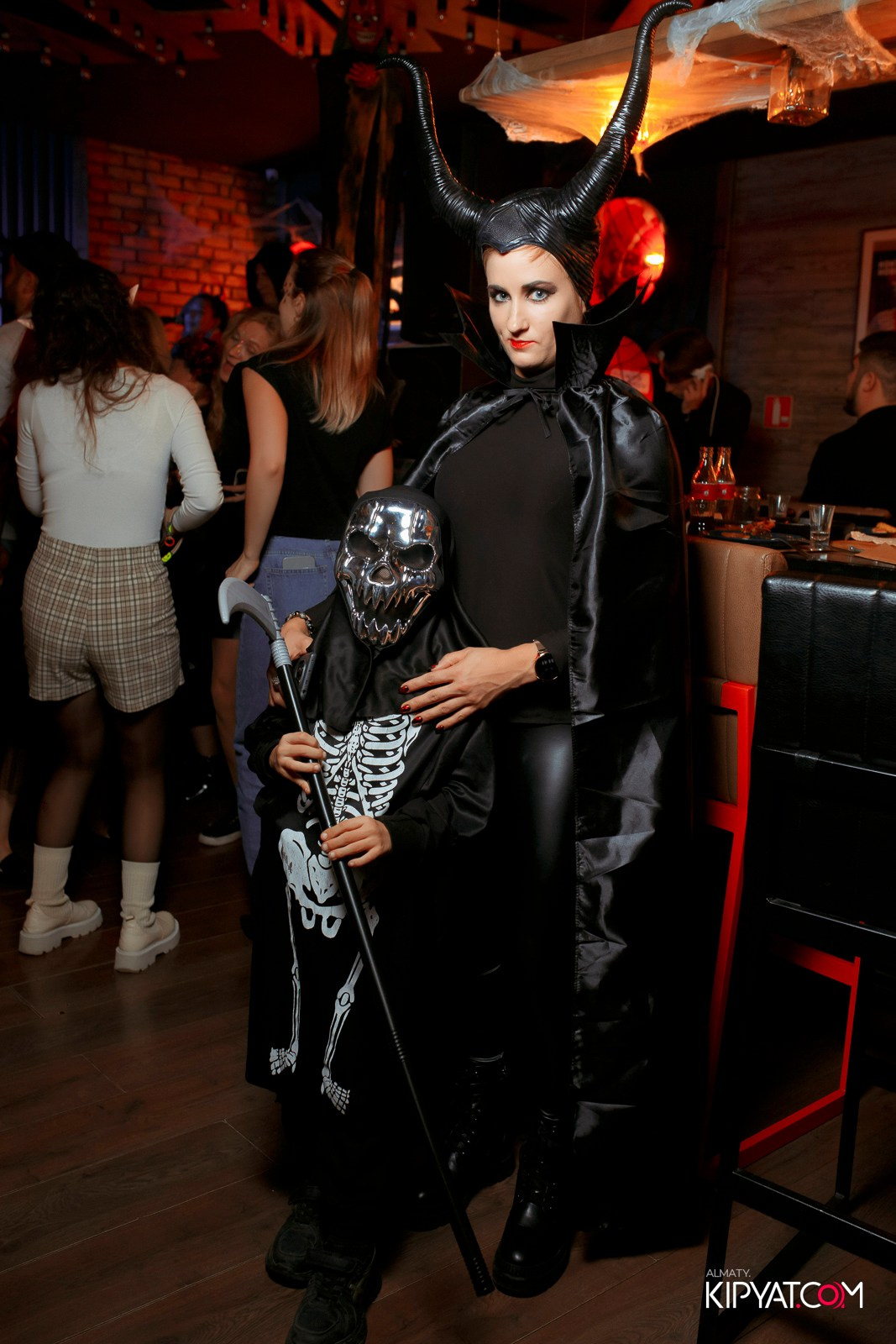 HALLOWEEN — BANKA BAR НА ШОЛОХОВА. КИПЯТКОМ АЛМАТЫ!