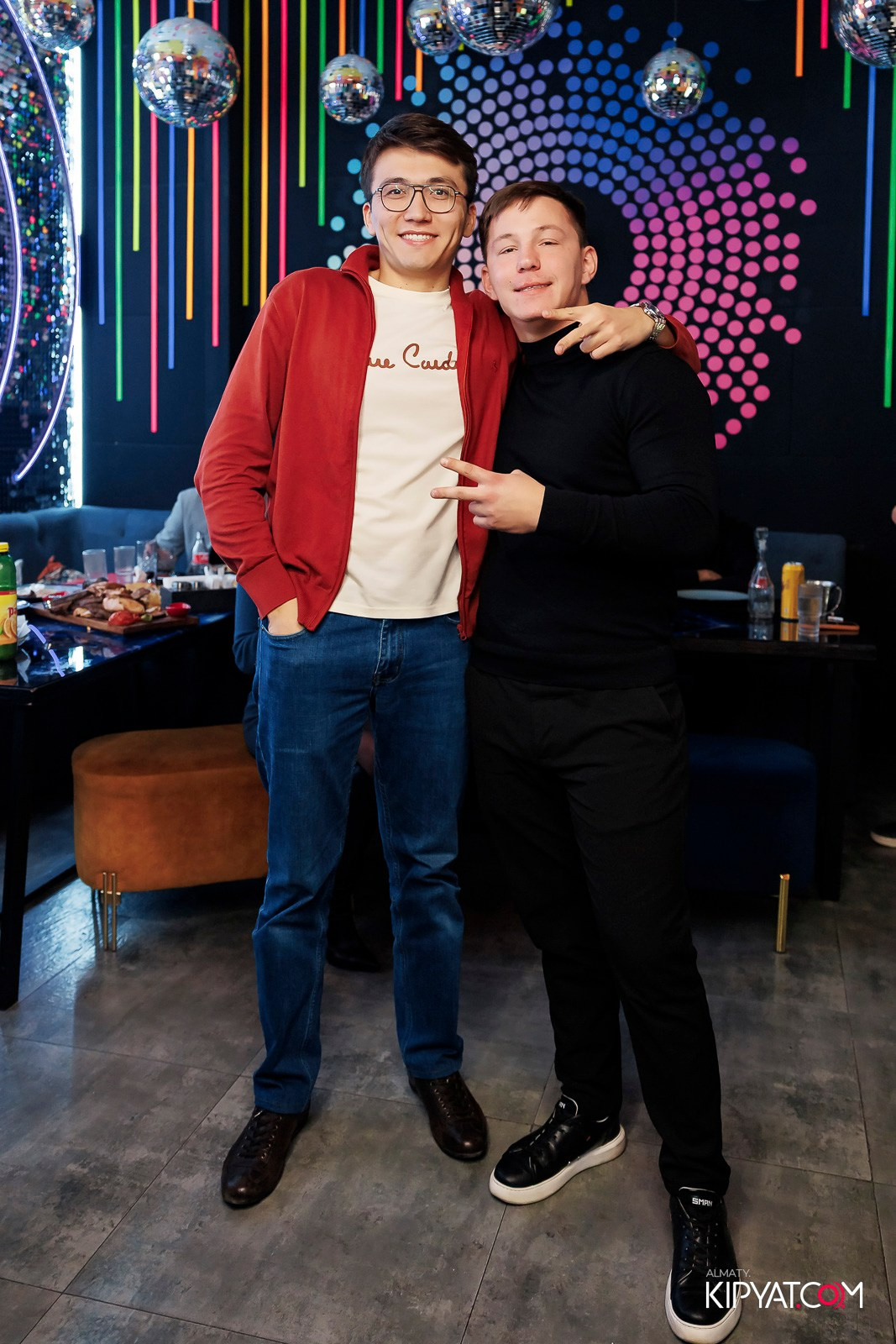 ЗАЯ, НА БИС. КИПЯТКОМ АЛМАТЫ! Фотосъемка мероприятий в Алматы