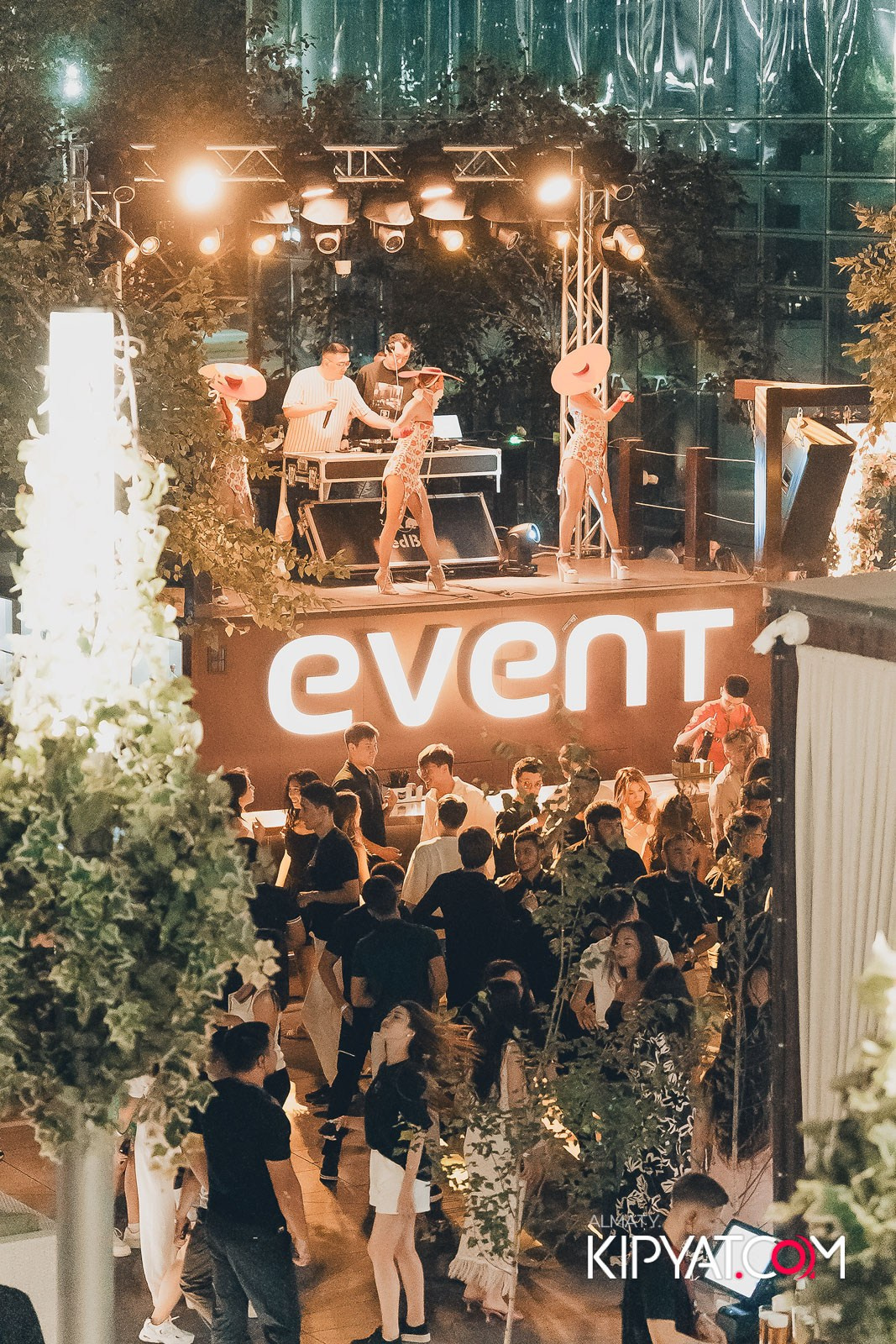 EVENT BAR. КИПЯТКОМ АЛМАТЫ!