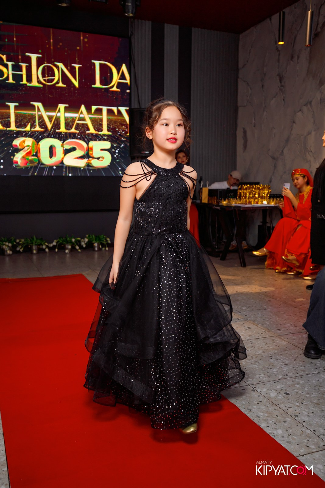 FASHION DAY 2025 КАФЕ ЖАКСЫЛЫК. КИПЯТКОМ АЛМАТЫ!
